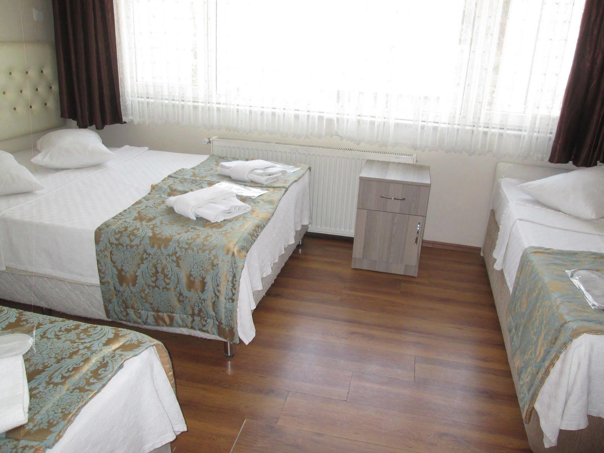 La Maison Bleue Hotel 3*