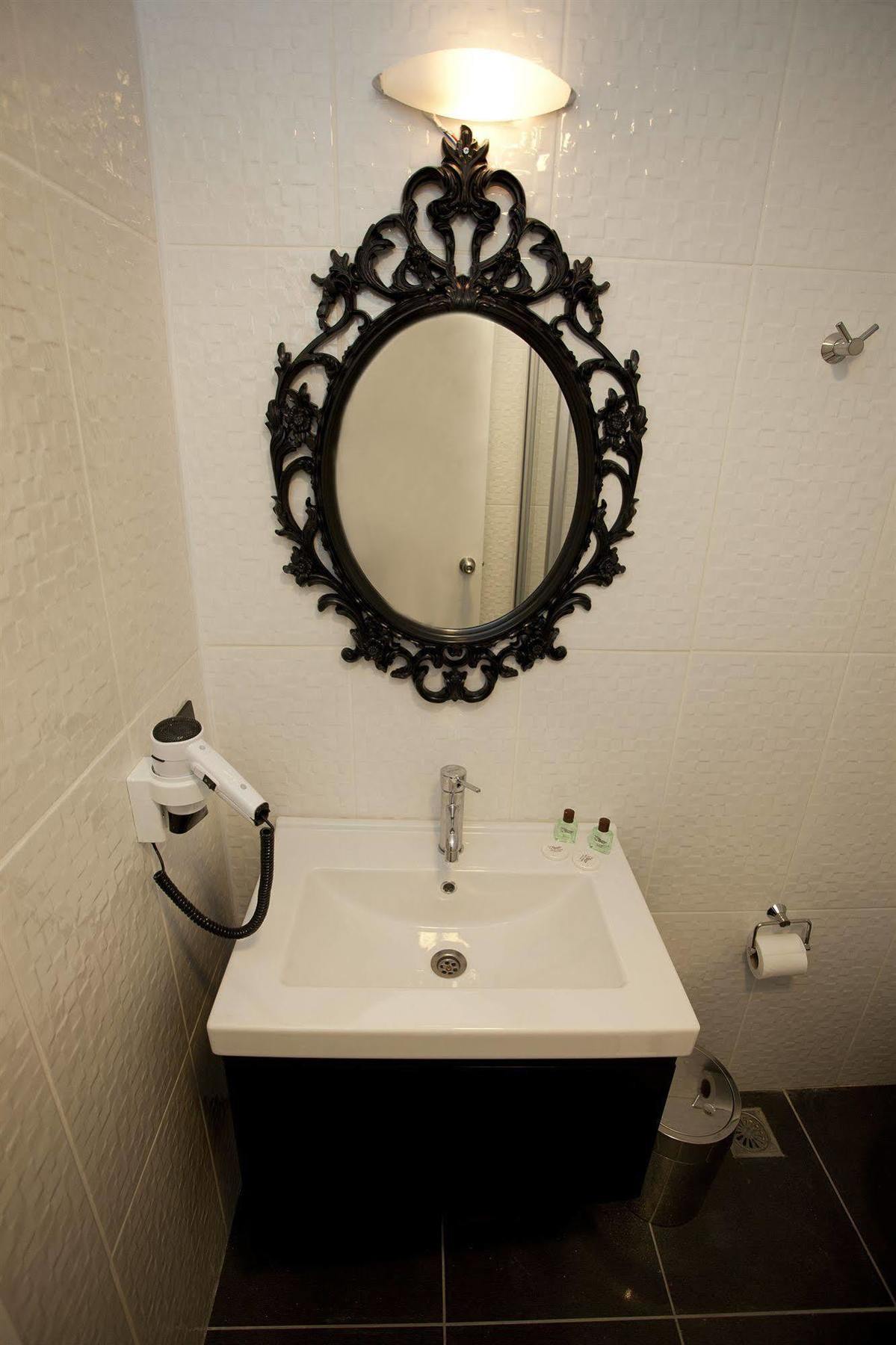 Evsen (adults Only) Otel