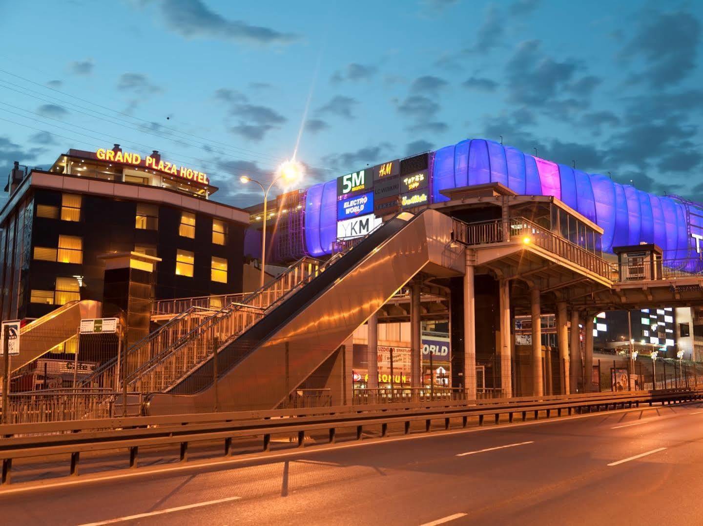 Hotel Grand Plaza 3*