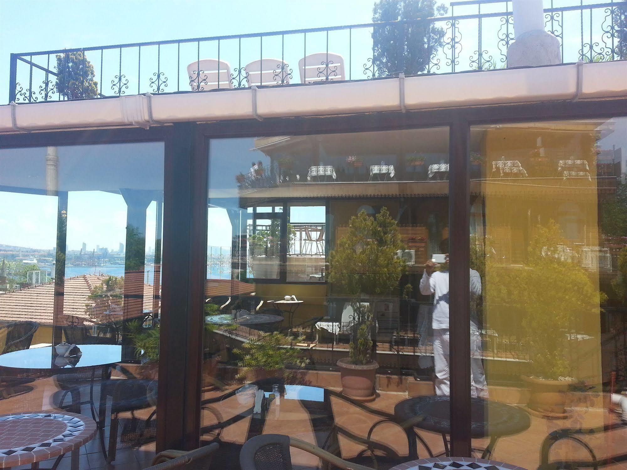 Sirkeci Park 3*