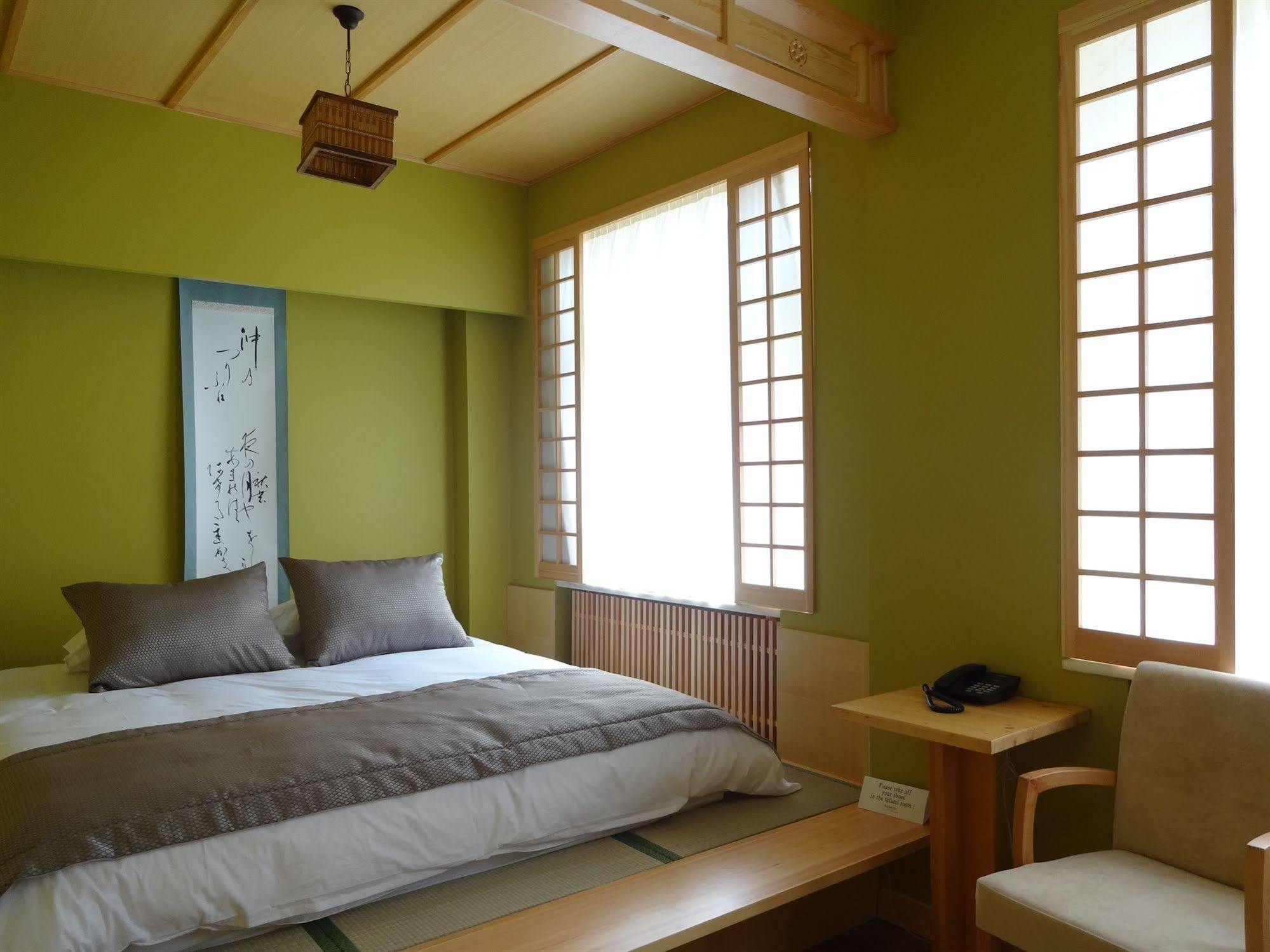 Bunkahaus Hotel 2*