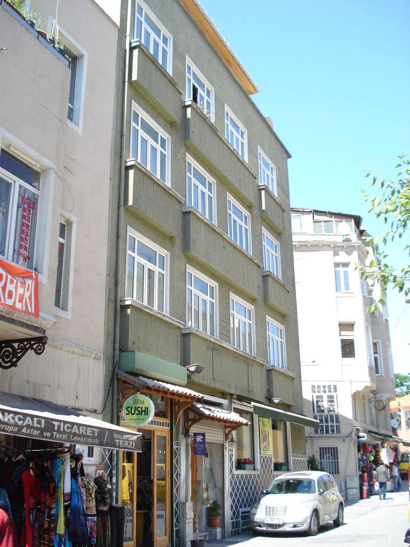 Bunkahaus Hotel