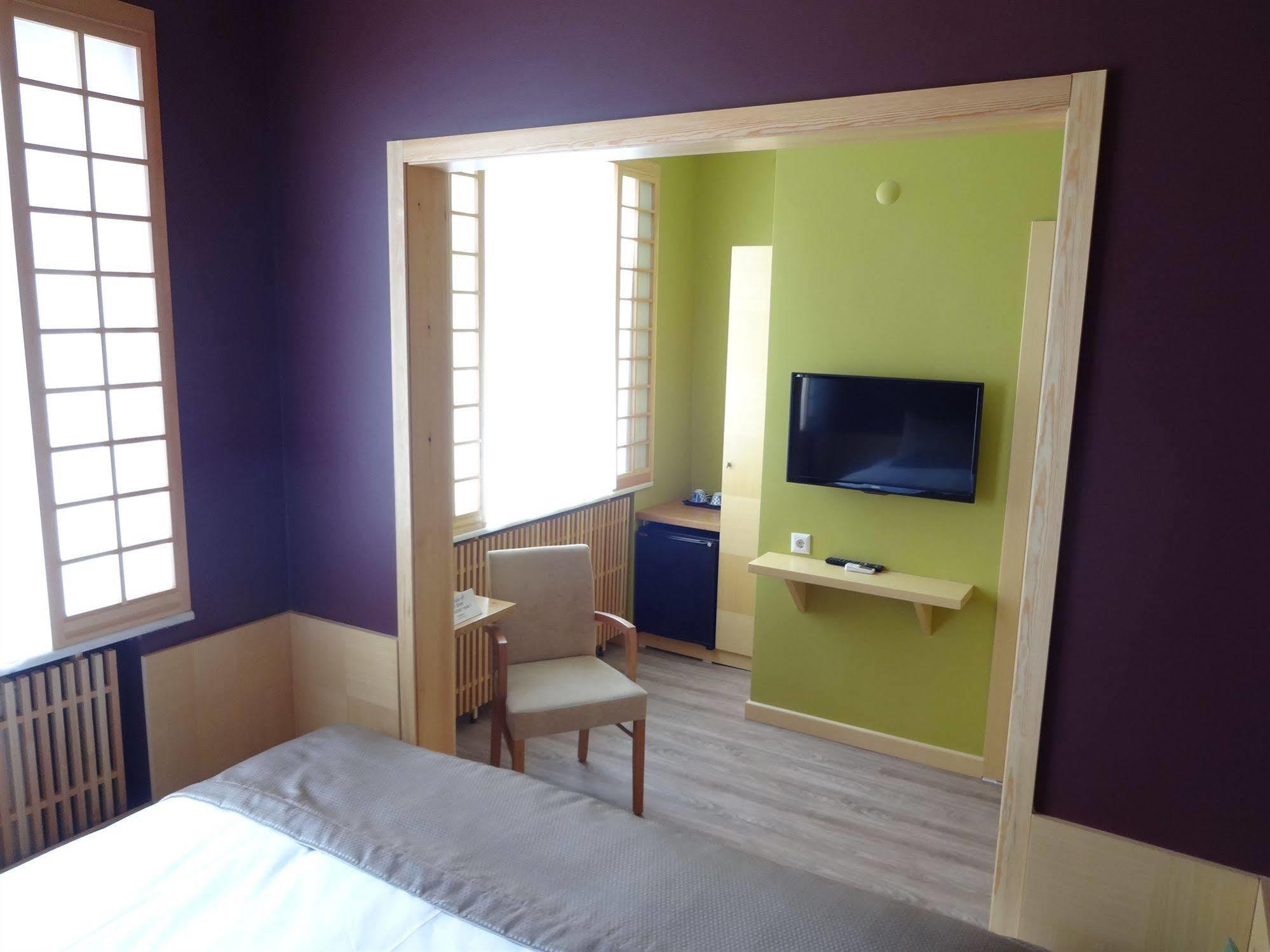 Bunkahaus Hotel 2*