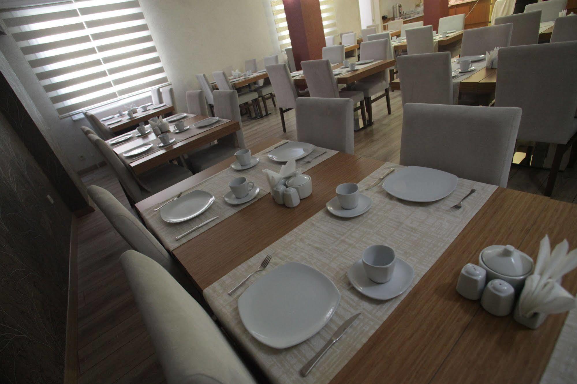 Helikon Business Otel