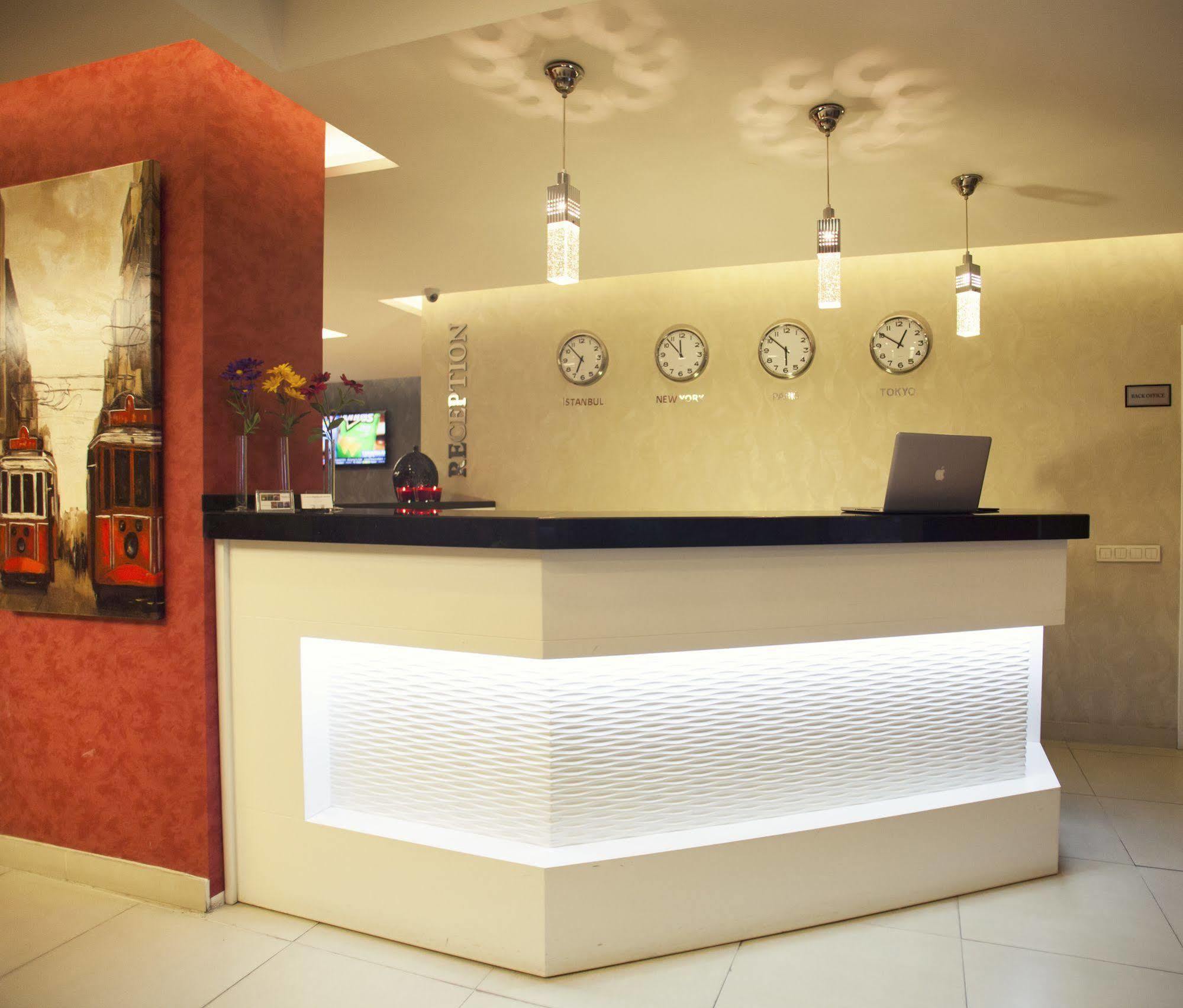 Helikon Business Otel 3*