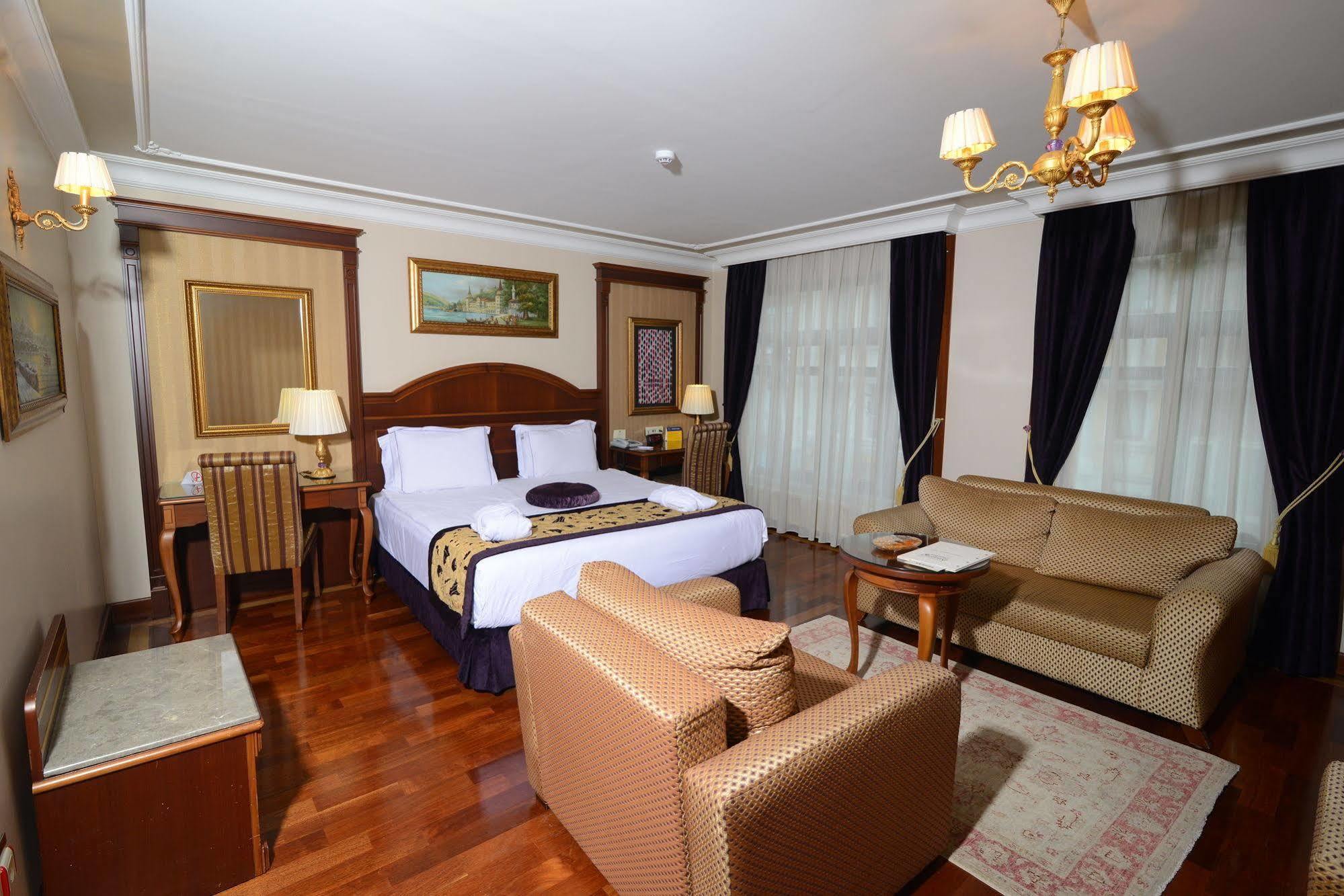 Hotel Glk Premier Regency & 3*