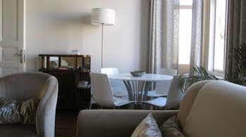 Stay Istanbul Apartments *
