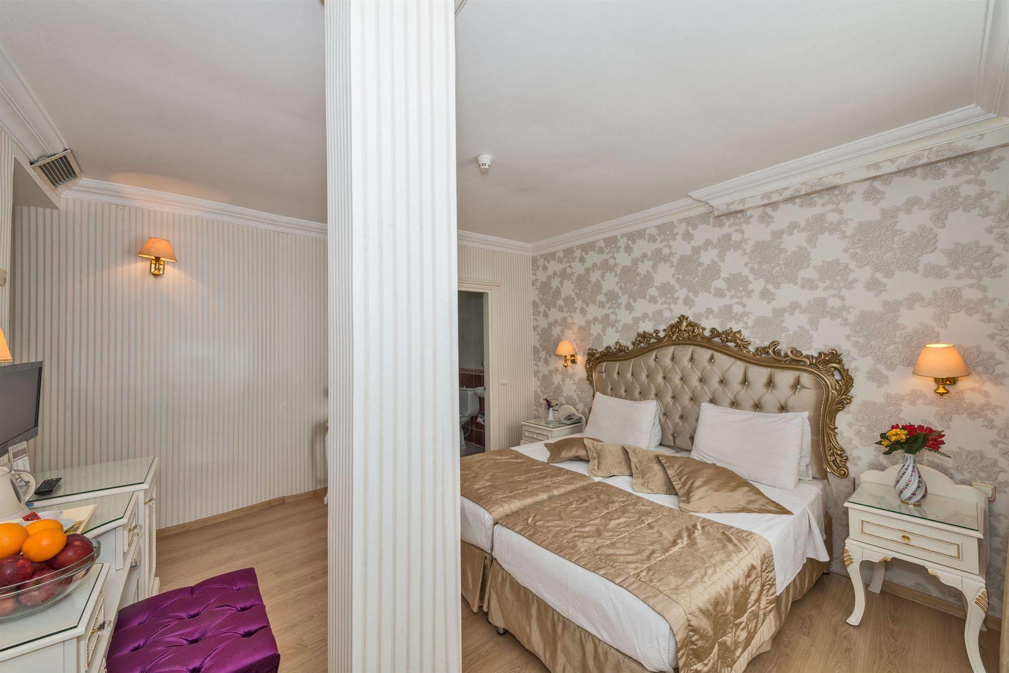Hotel Santa Sophia - 3*