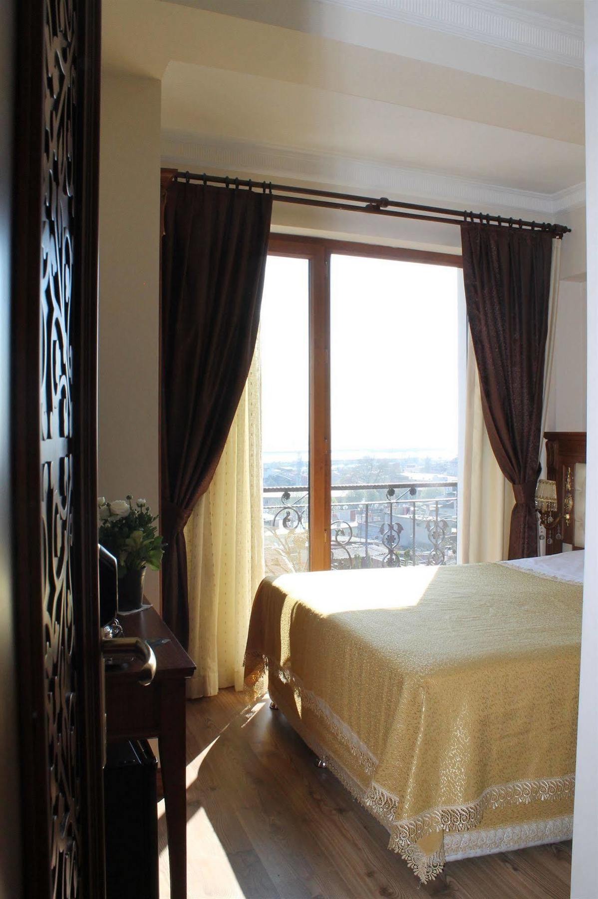 Blue Hotel 3*