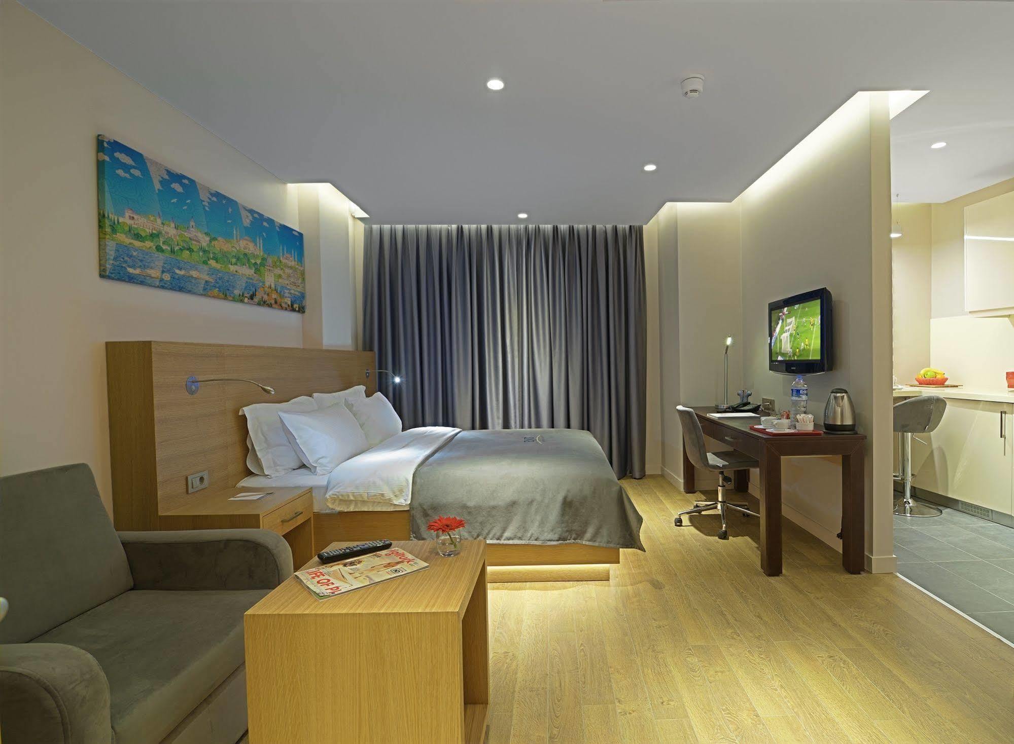 Endless Taksim 4*