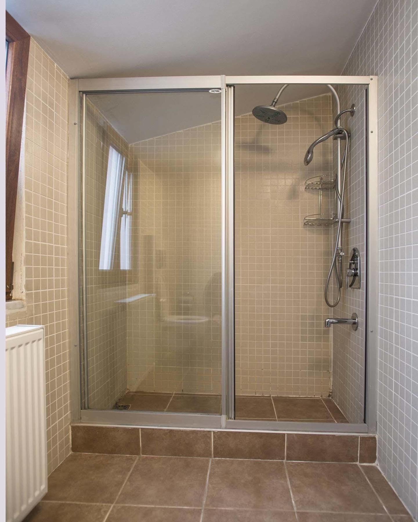 Gen Suites Pera