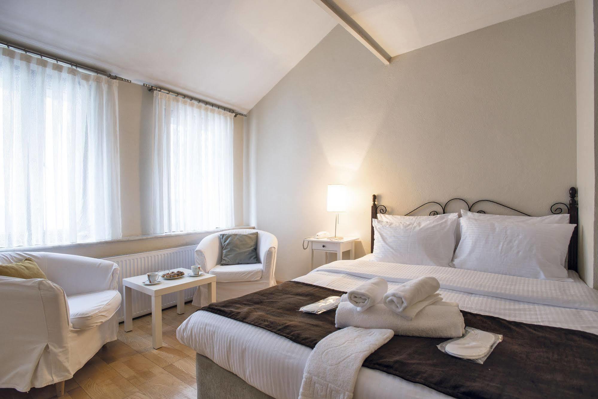 Gen Suites Pera Aparthotel 2*