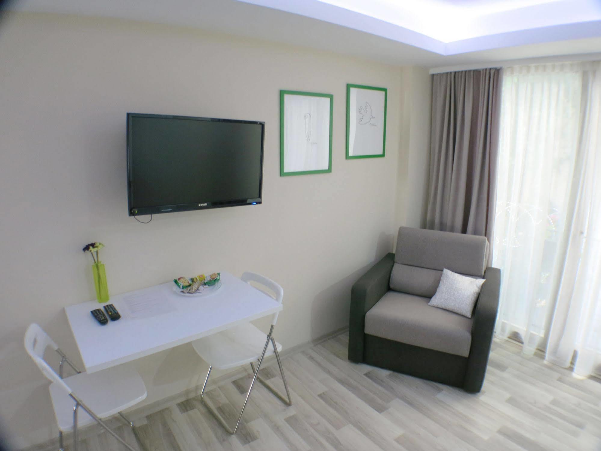 Lodos Apartment *