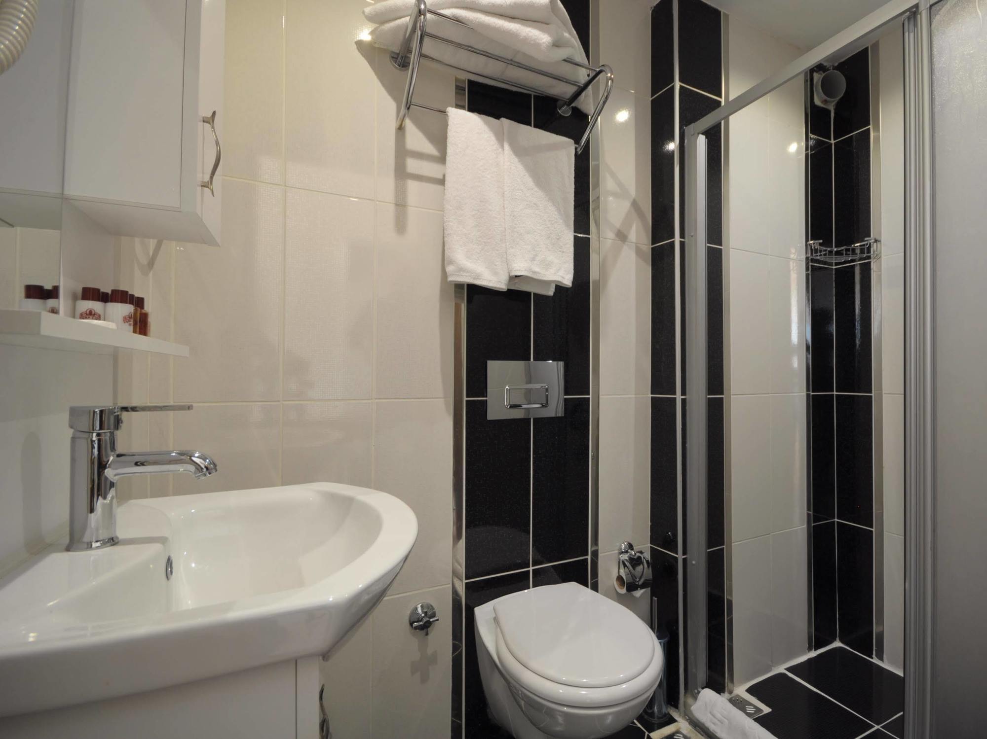 Pera Life Hotel 4*