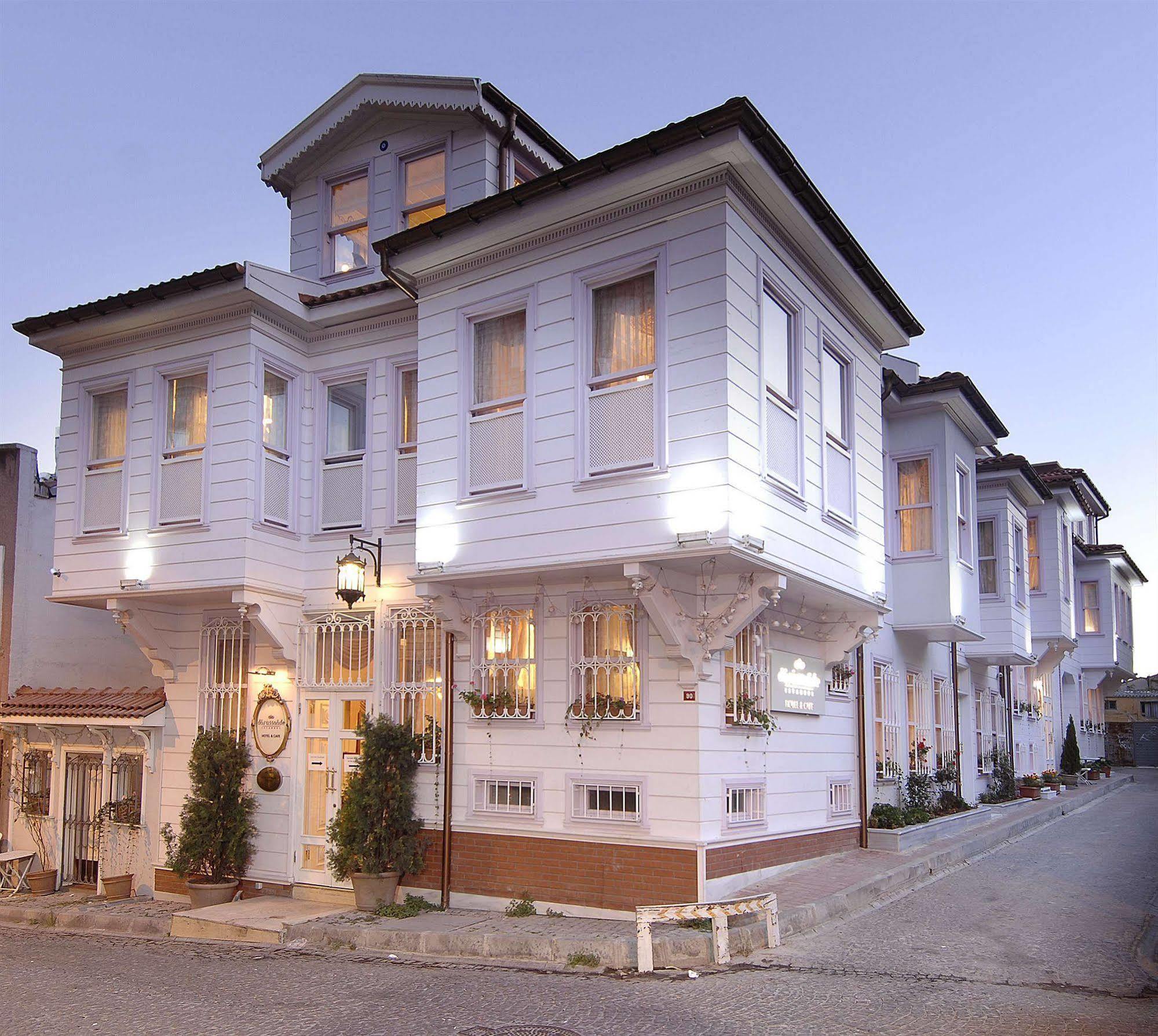 Hotel Darussaade Old - Sultanahmet 4*