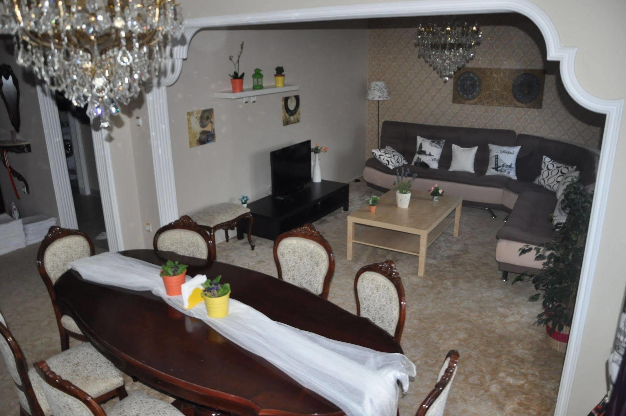 Aksaray Findikzade Fuarev * Istanbul