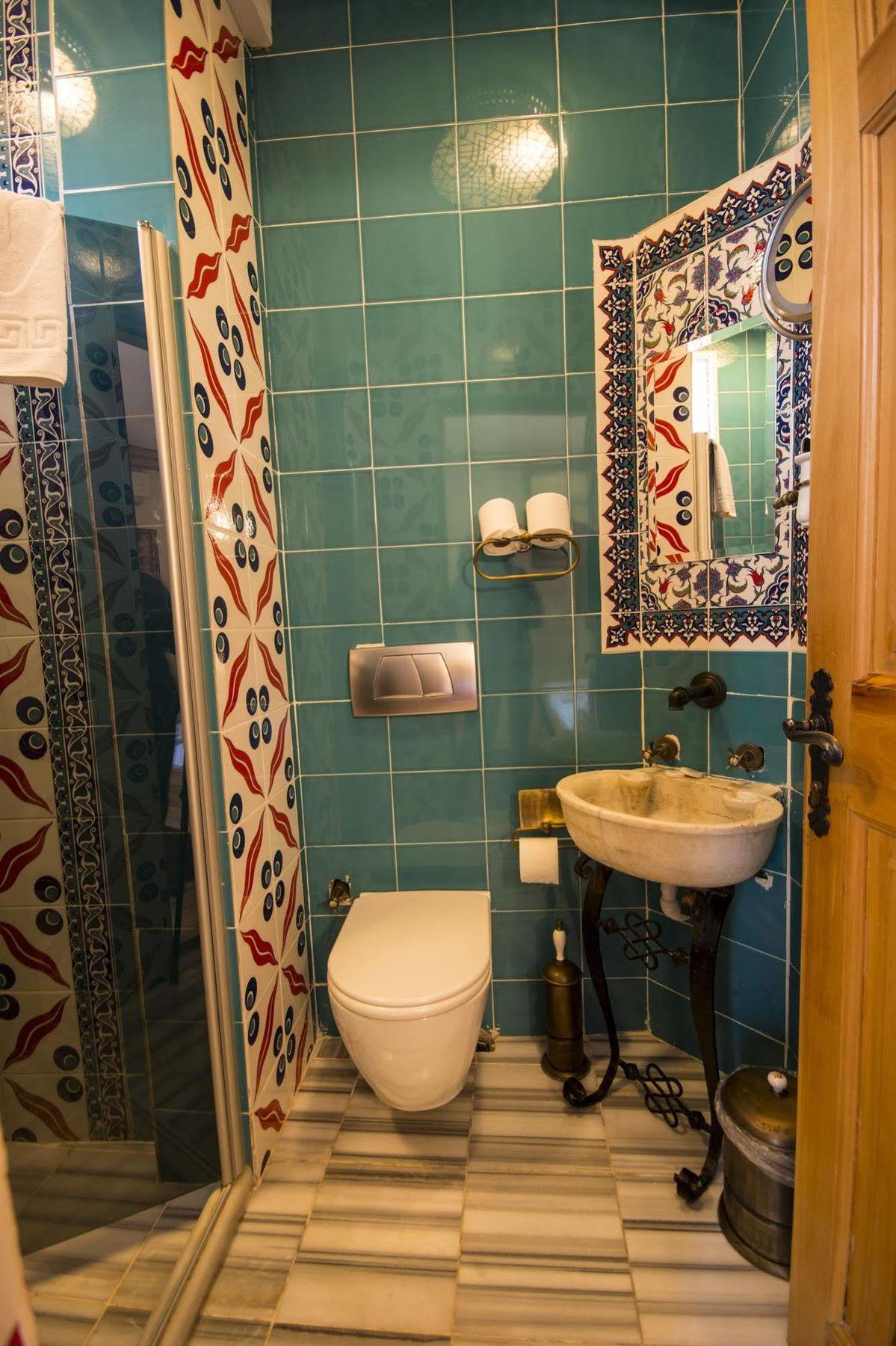 Sultan Corner Hotel 2*
