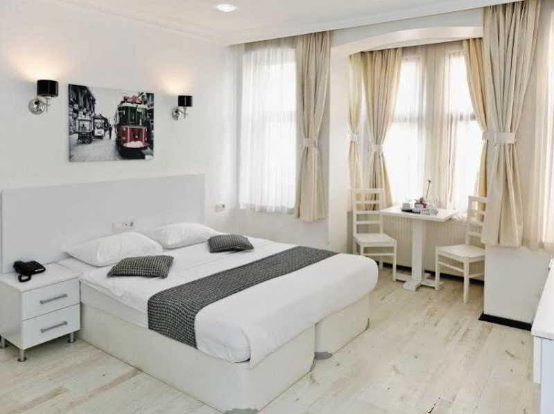 Royal Pera Taksim 3*