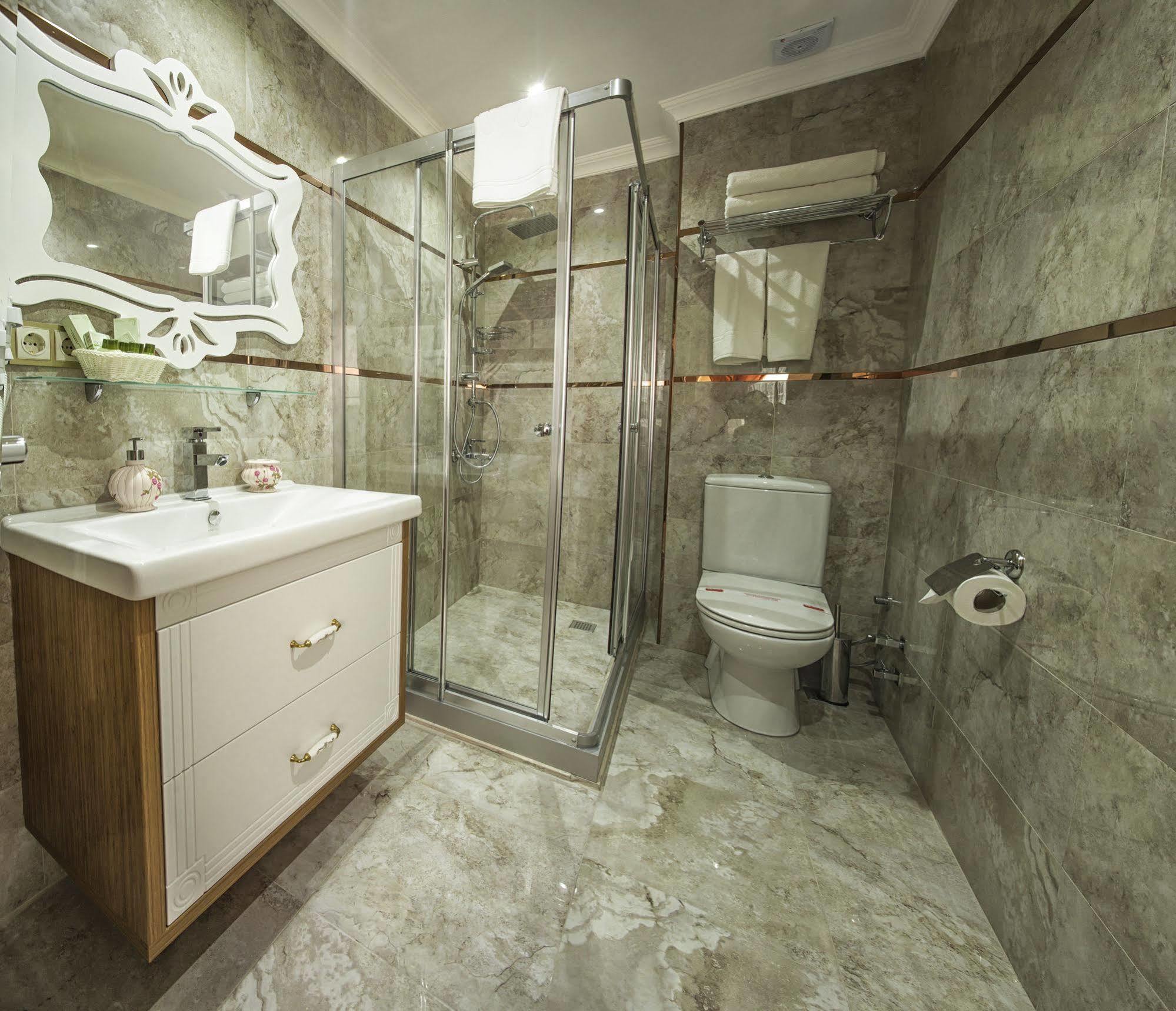 Miran Hotel 3*