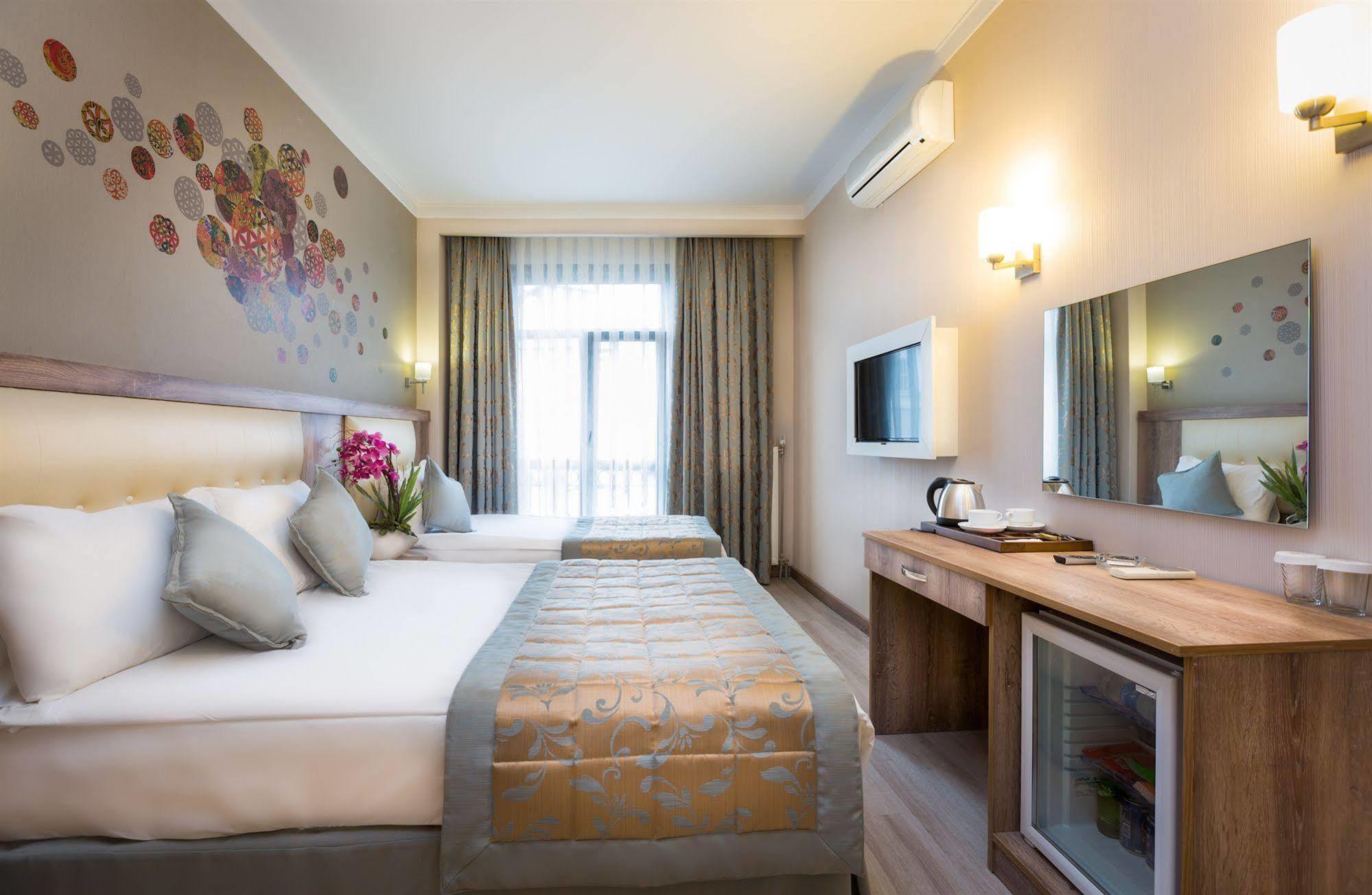 Hotel Fatih Corner 3*