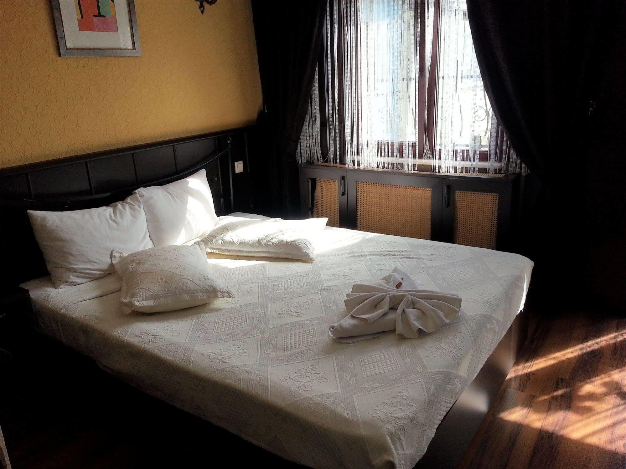 Arasta Guest house 3*