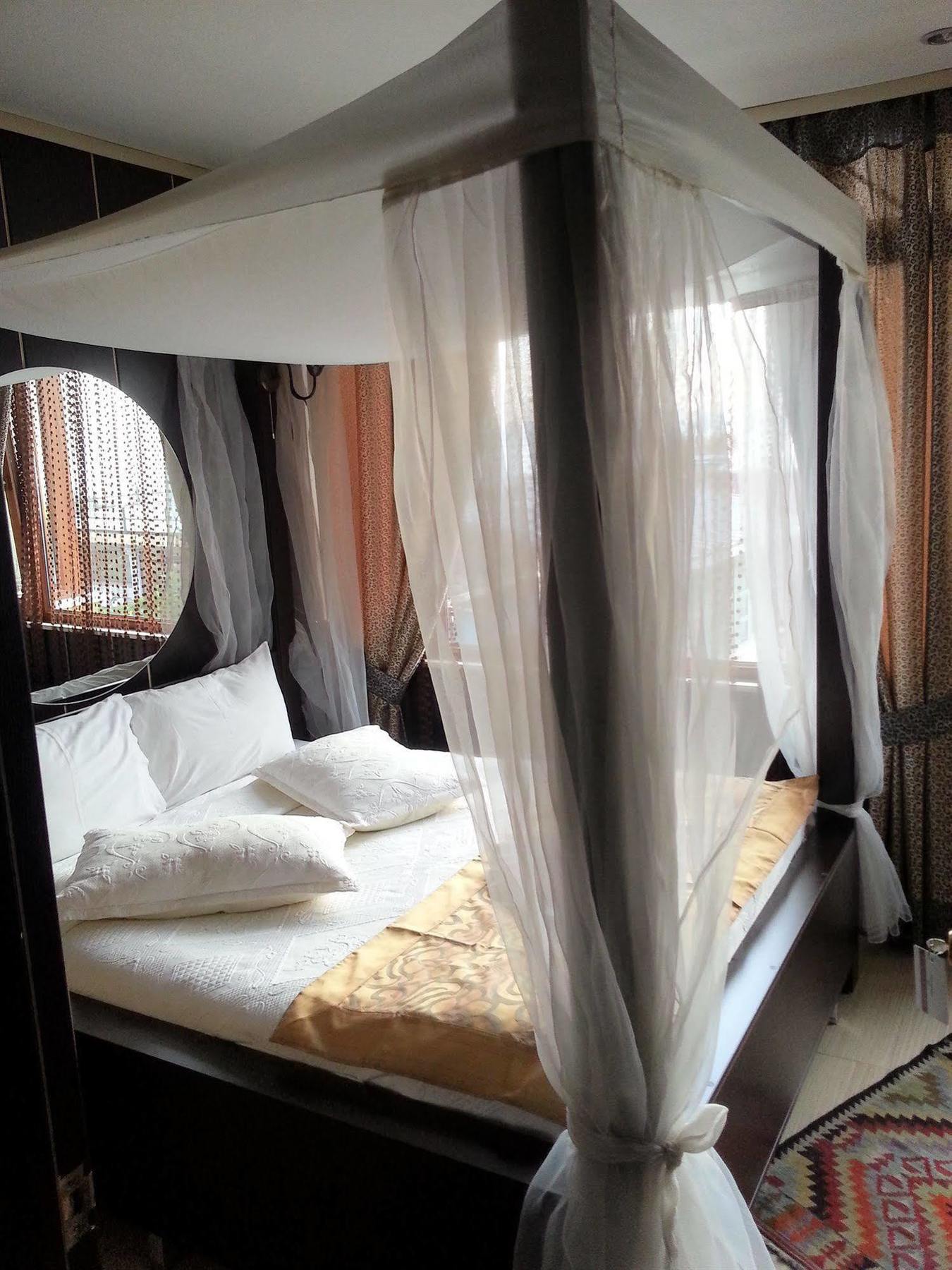 Arasta Guest house 3*