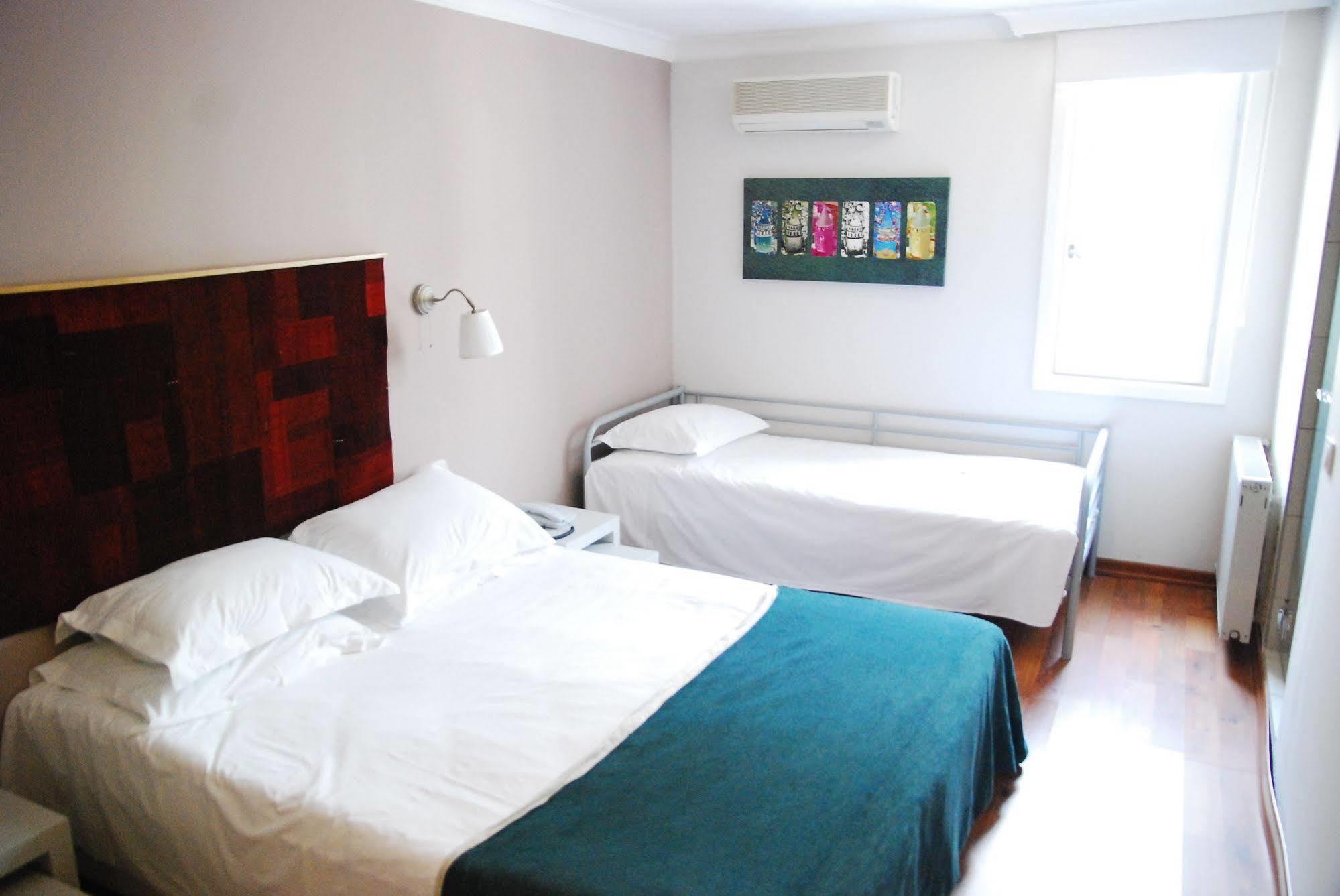 Nomade Otel 3*