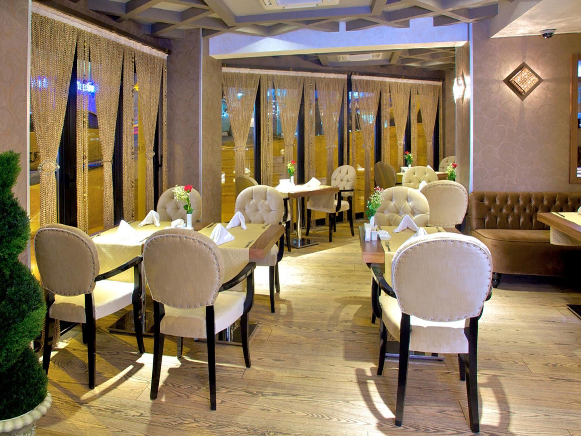 Momento - Special Category 4*