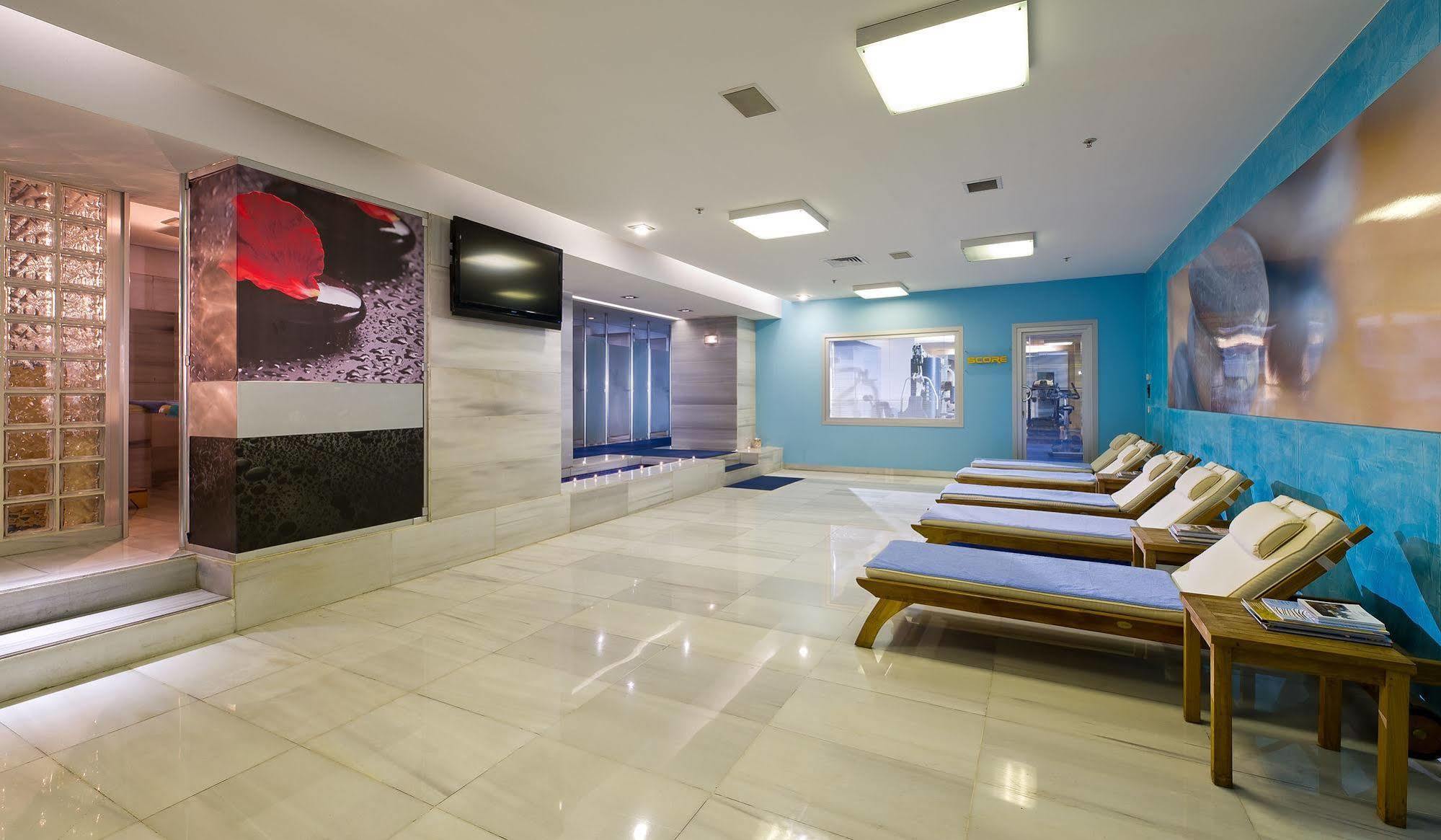 Divan Hotel
