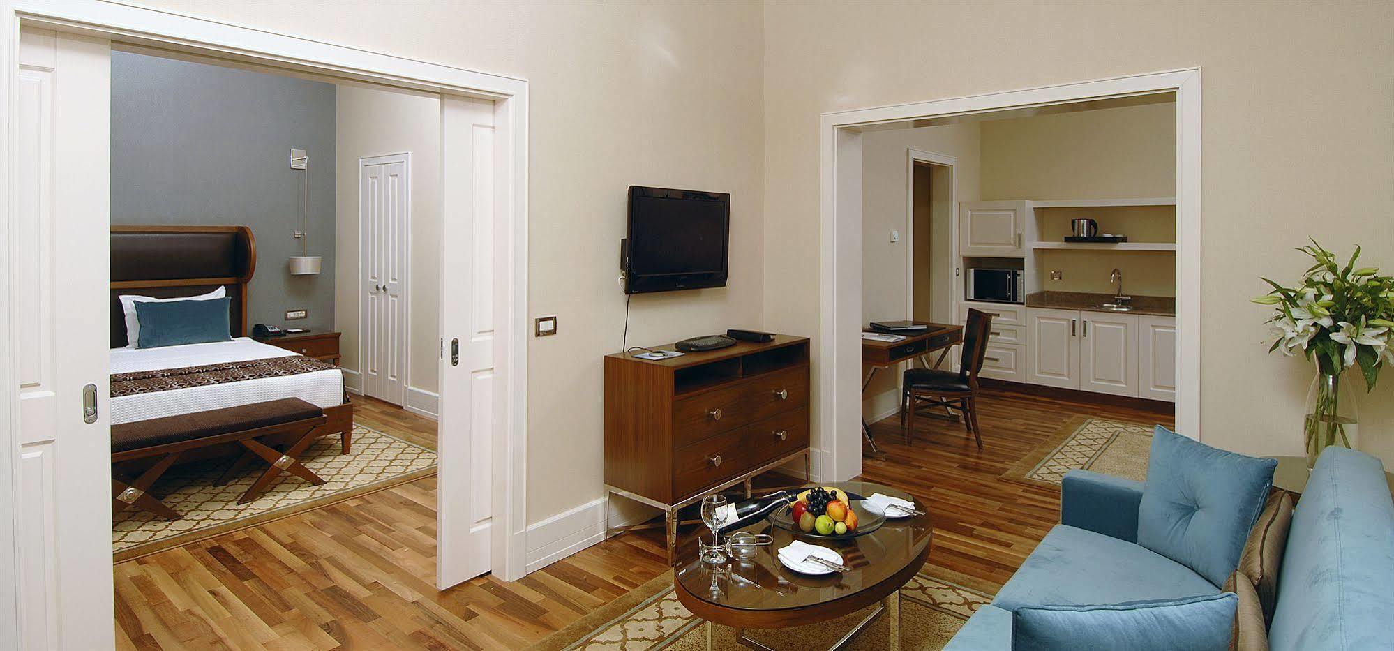 Titanic Business Kartal Otel İstanbul