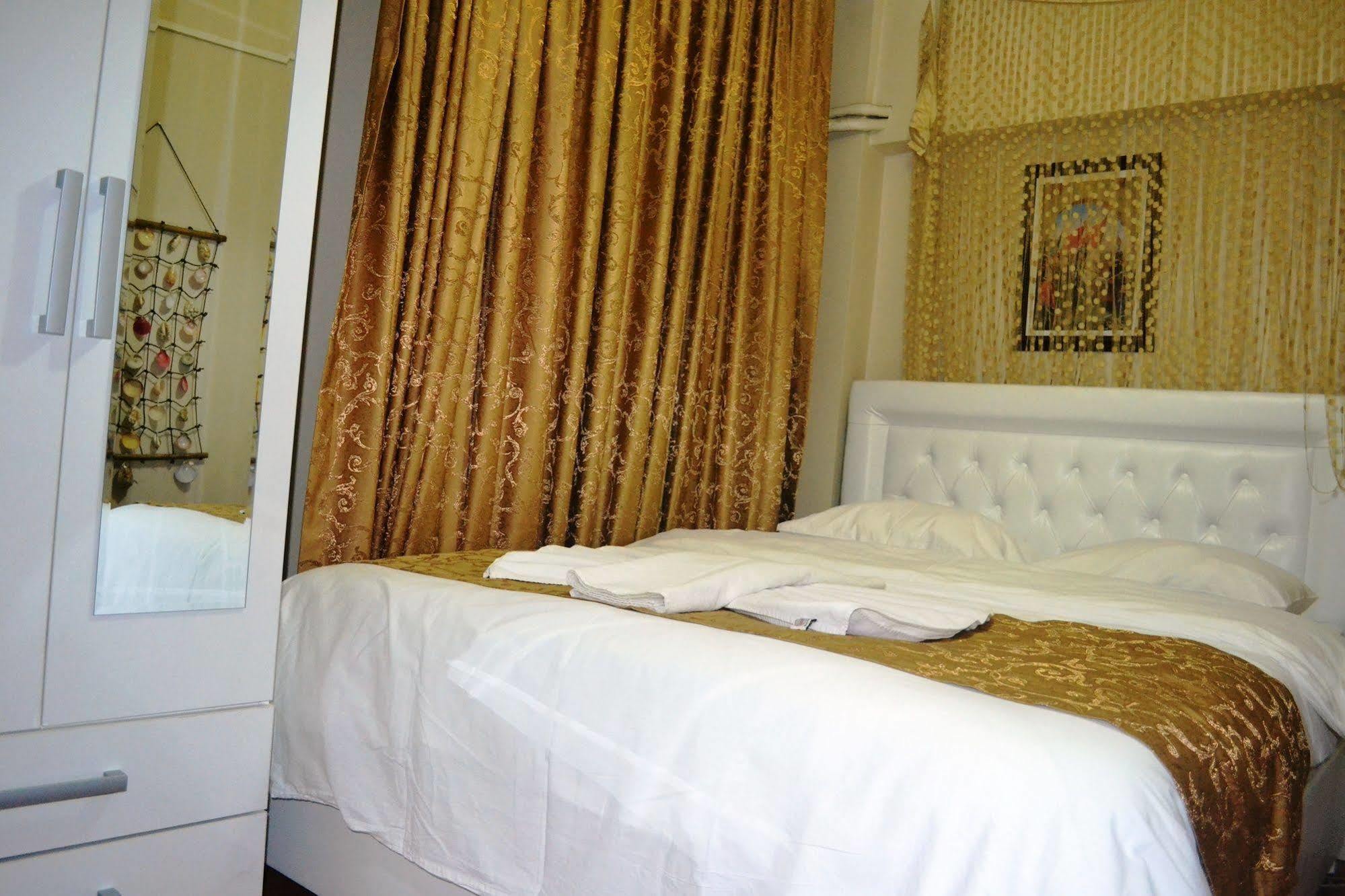 Comfort Hotel 3*