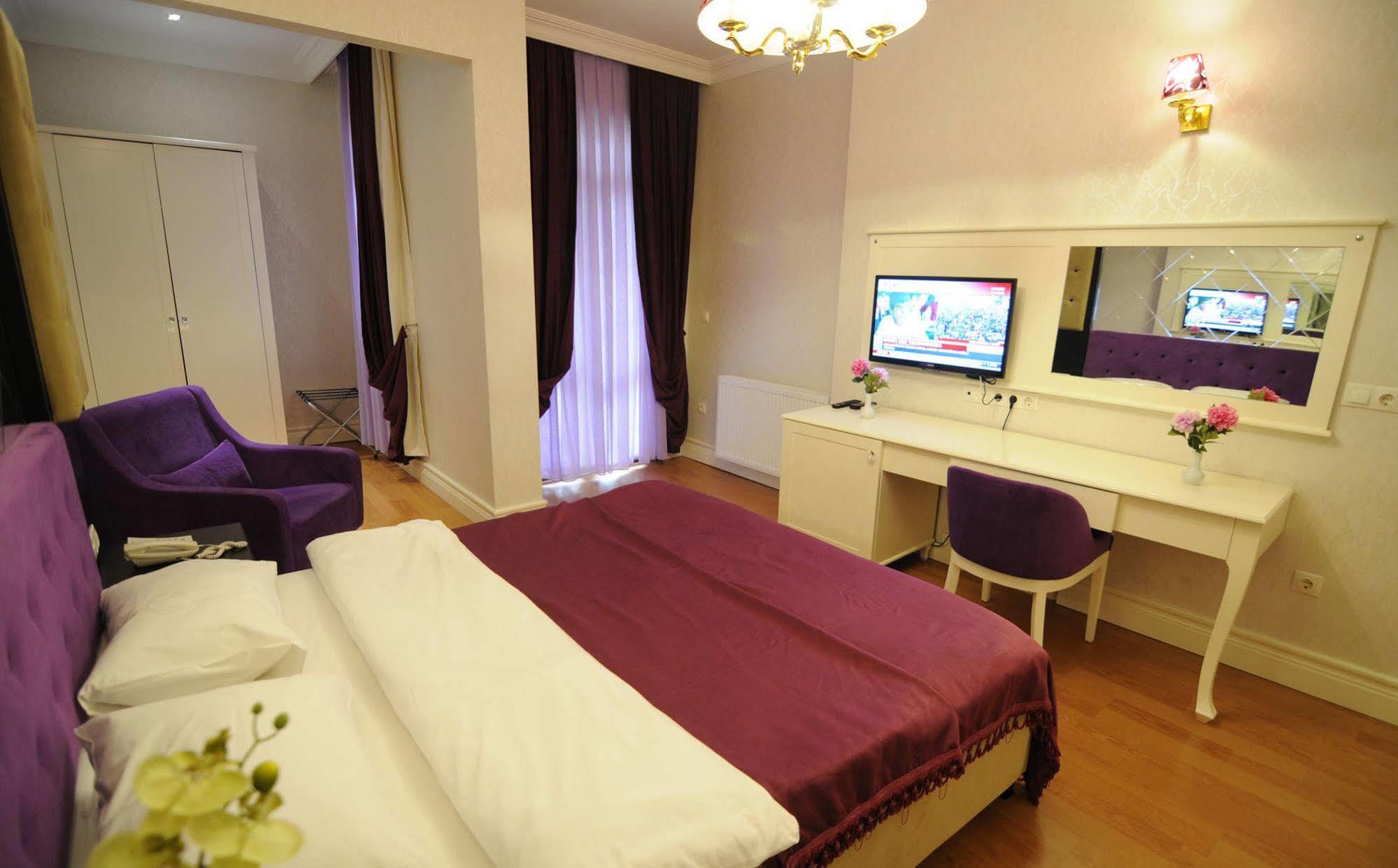 East 3*