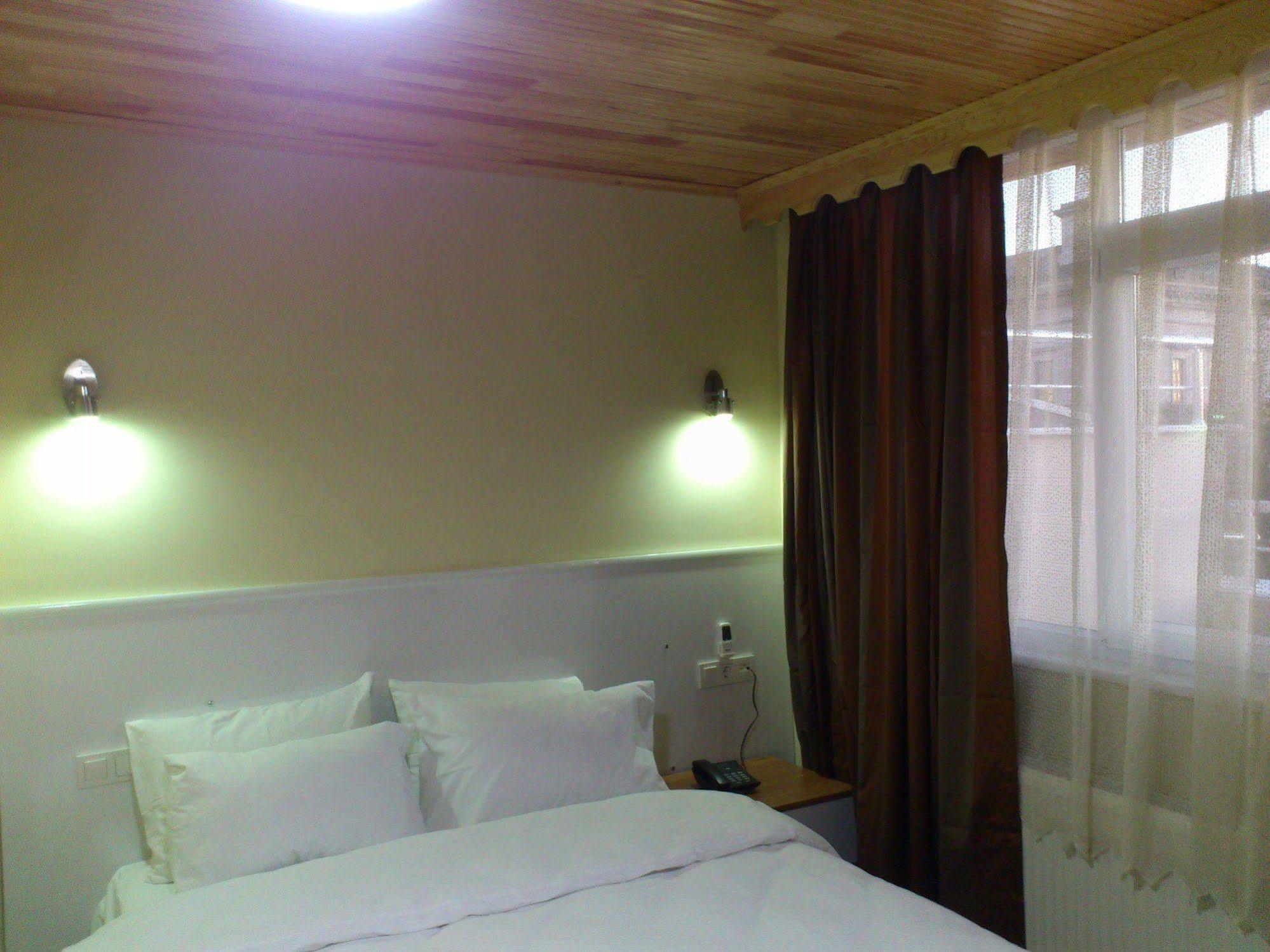 Pera Main Hotel
