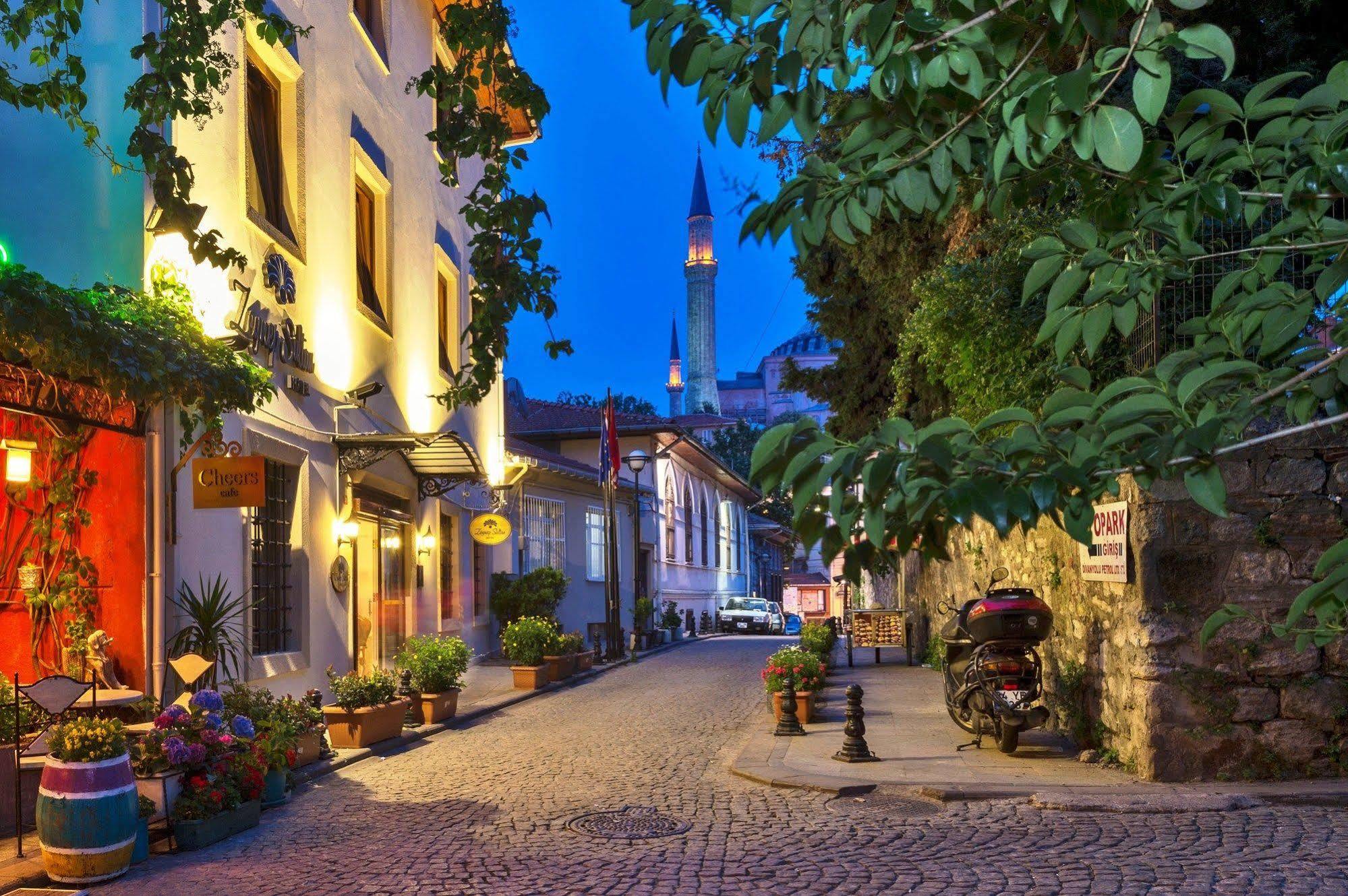 Zeynep Sultan Istanbul