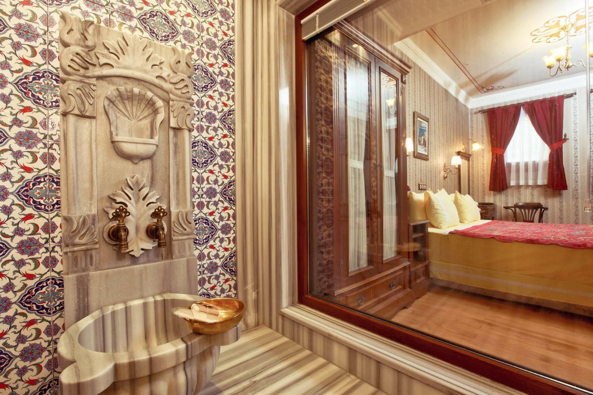 Dersaadet Hotel