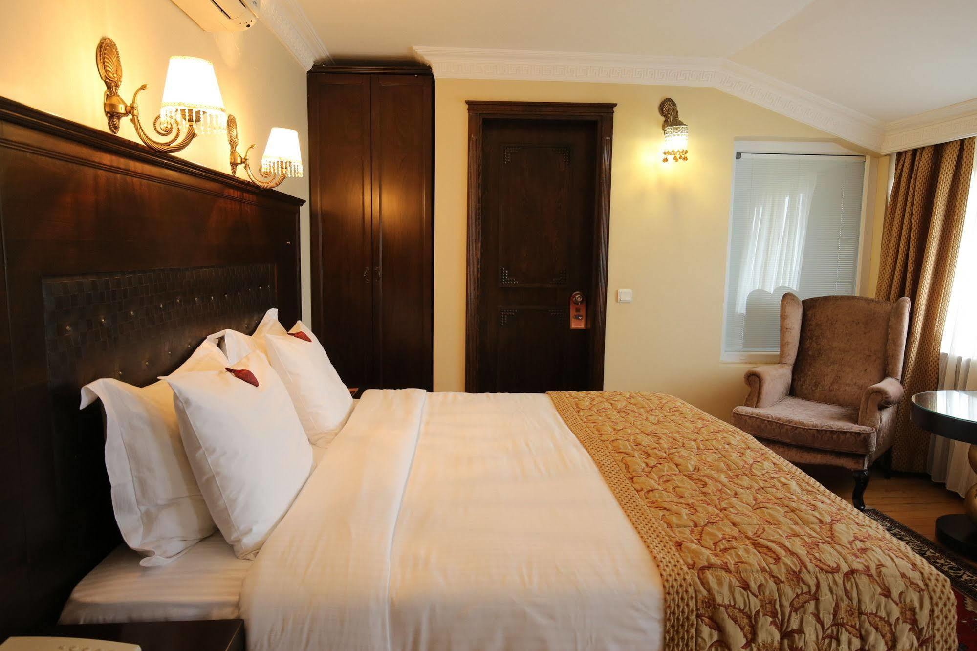 Tria Istanbul-special Category Istanbul