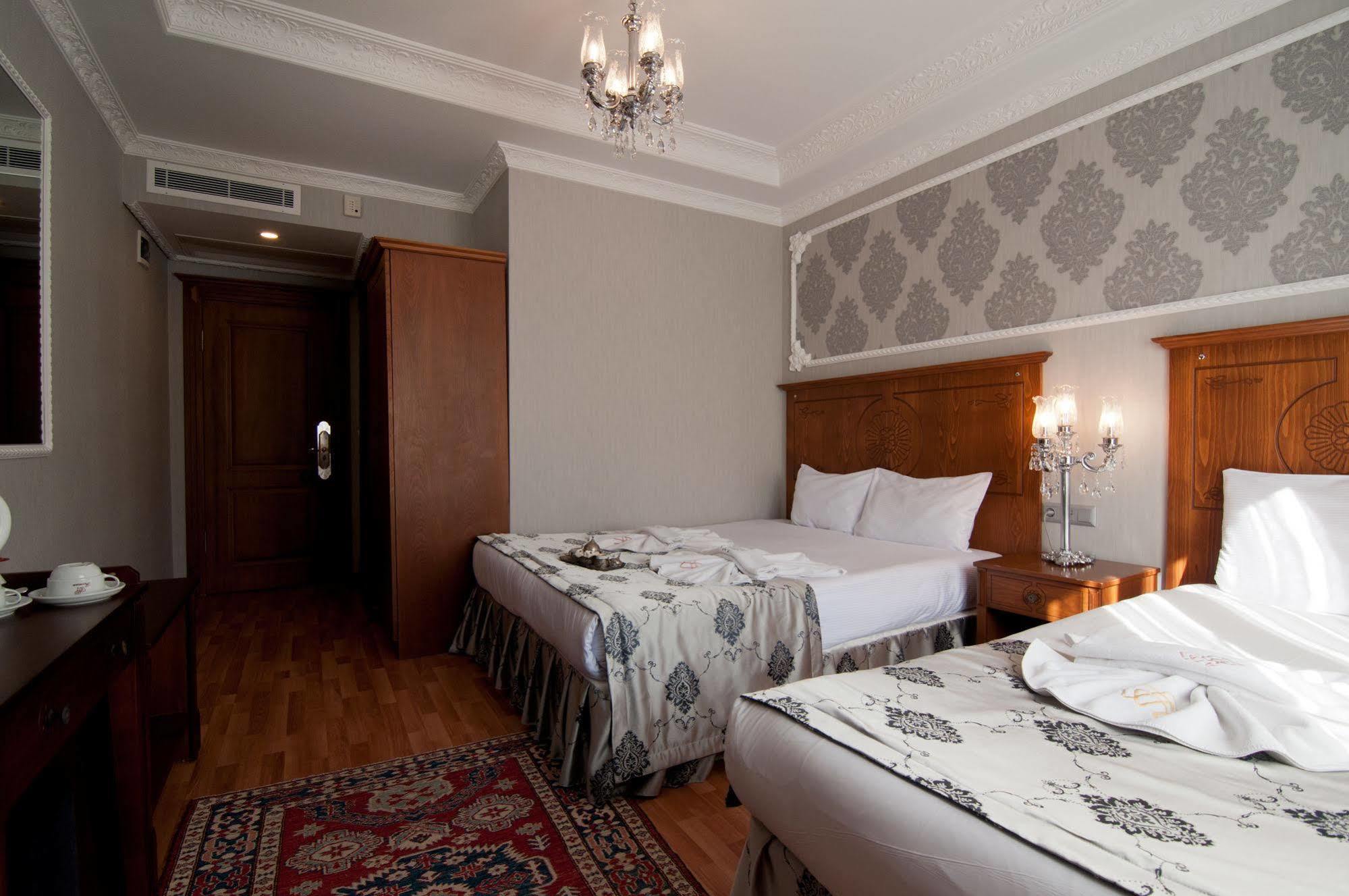 Hotel A'la Sofia 3*