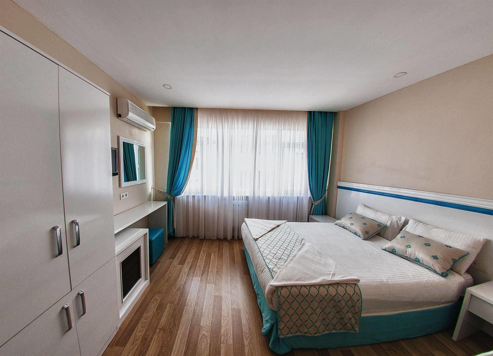Hotel Star 3*
