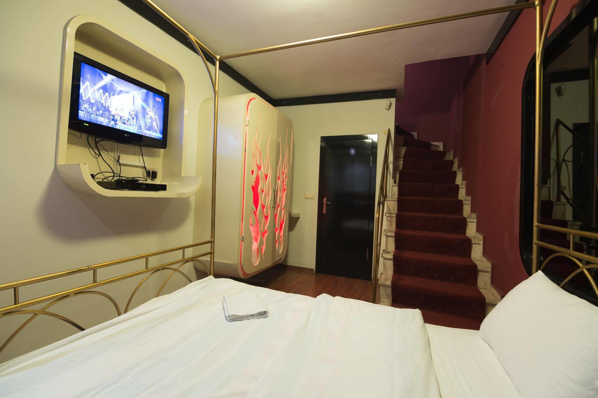 Element Istanbul