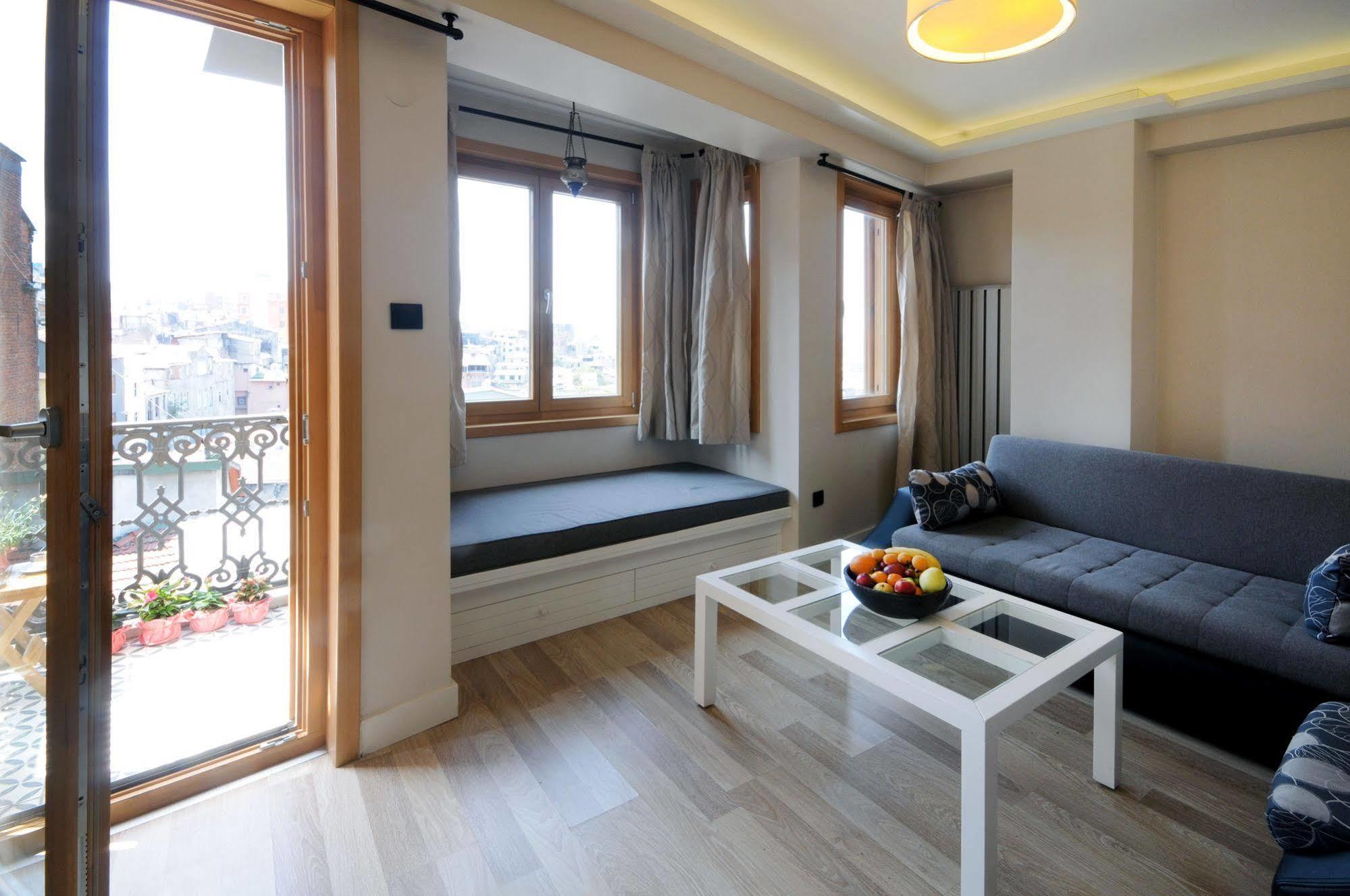 Aparthotel T-loft 3*