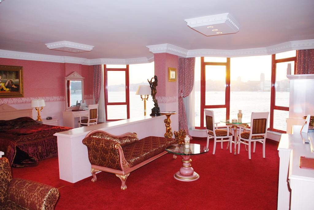 Sozbir Royal Hotel