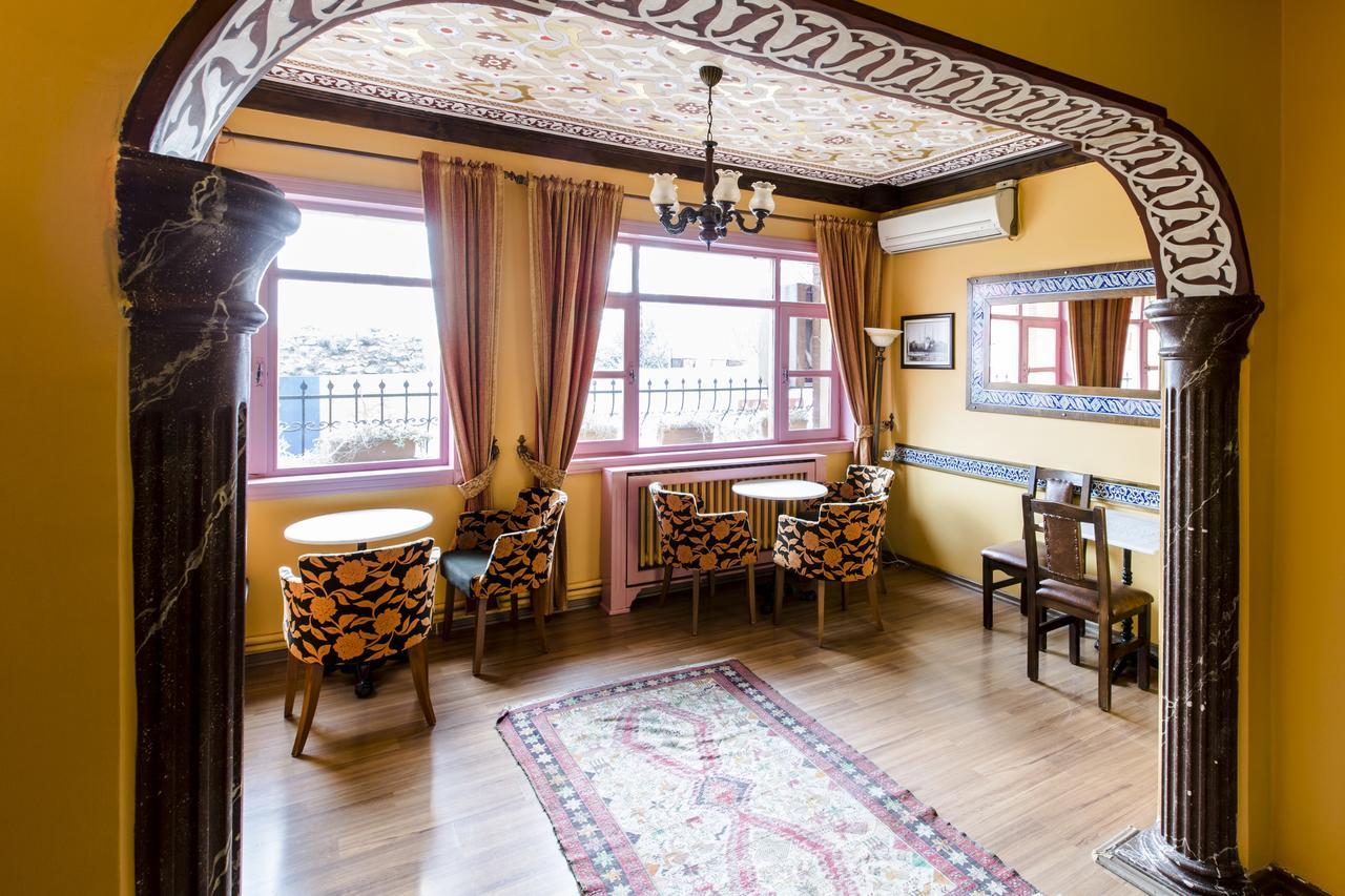 Cheers Vintage Hostel *