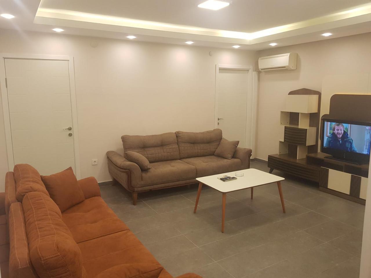 Center *