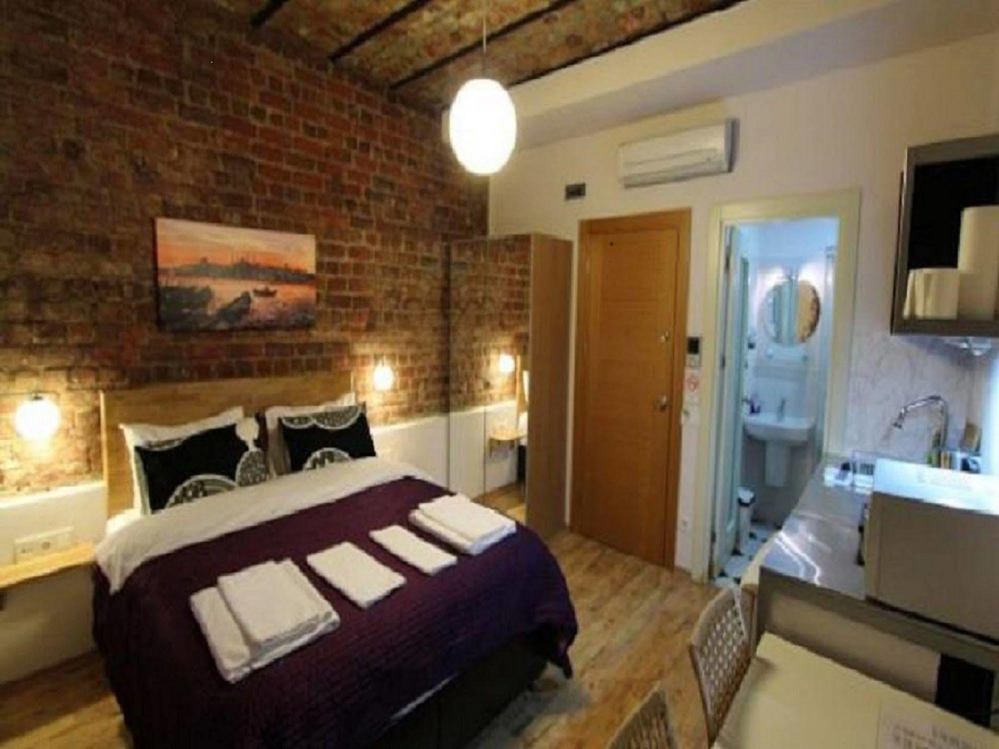 Piccolo Aparthotel 2*