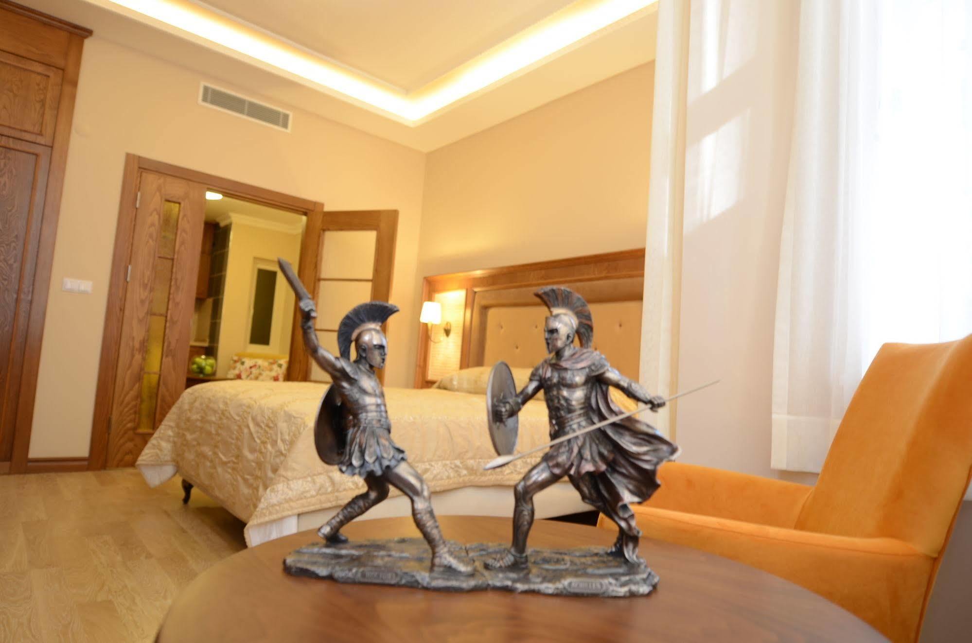 Hotel Ataker Istanbul