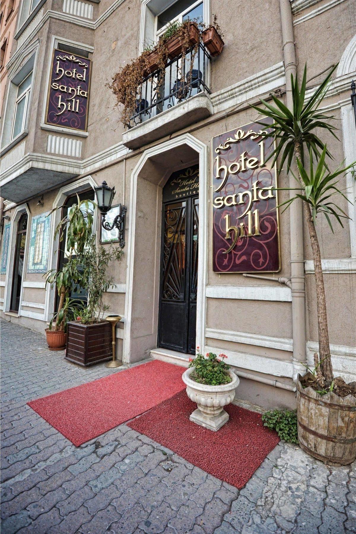 Santa Hill Hotel 3*