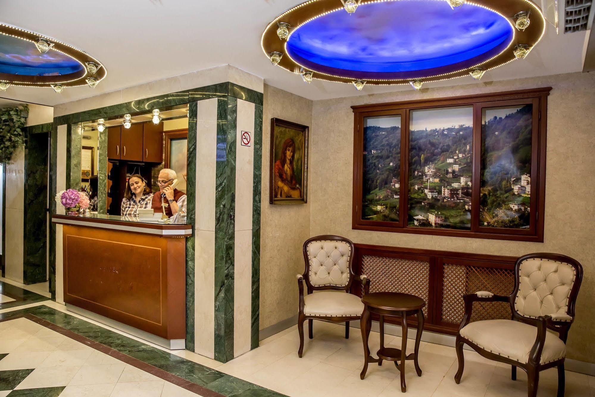 Hotel Pera Capitol 3*