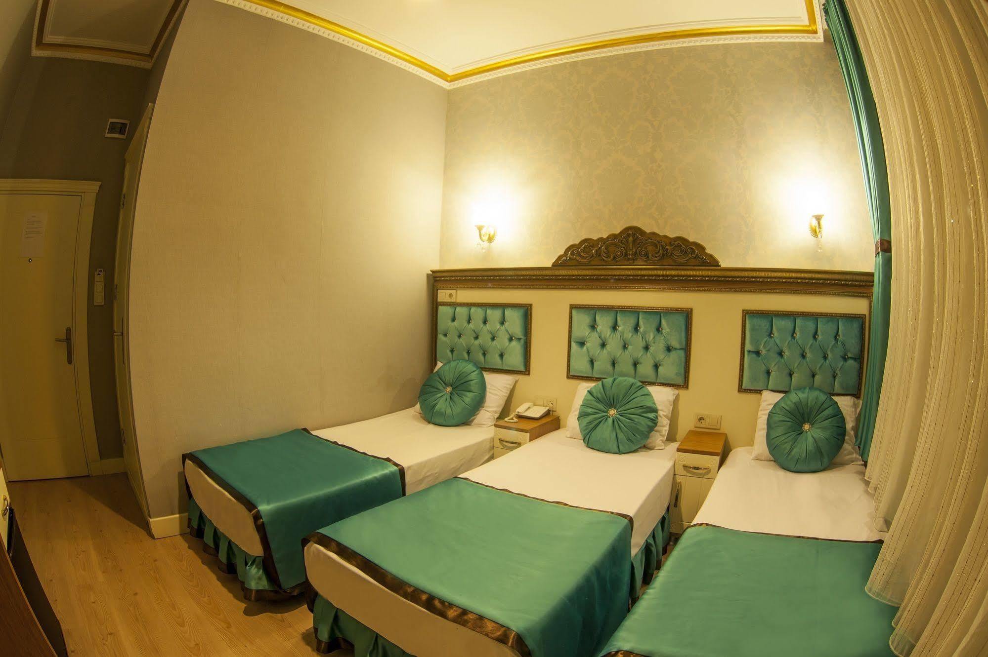 Hurriyet 2* Istanbul