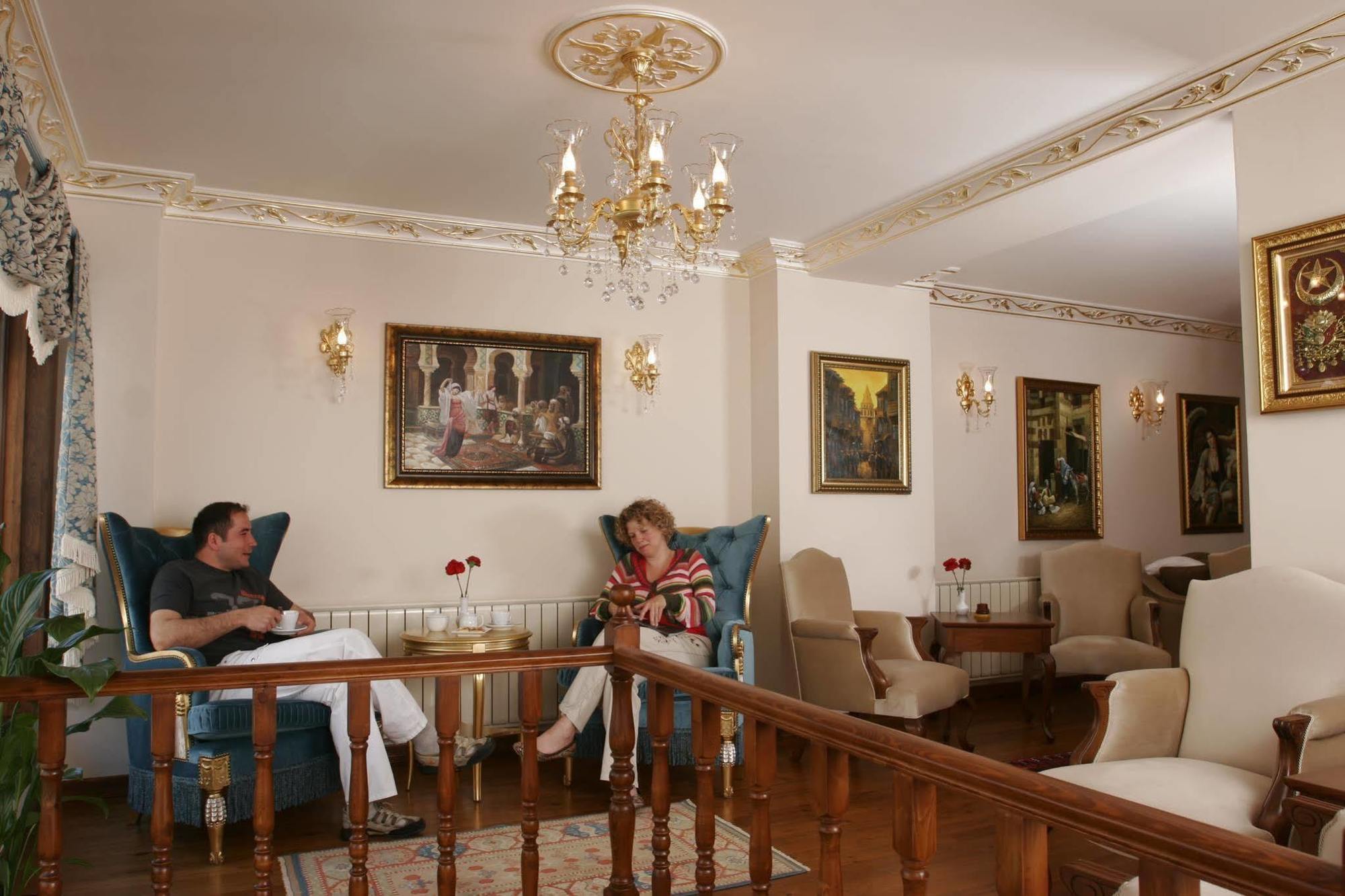 Oda ve Kahvaltı Vera 3*