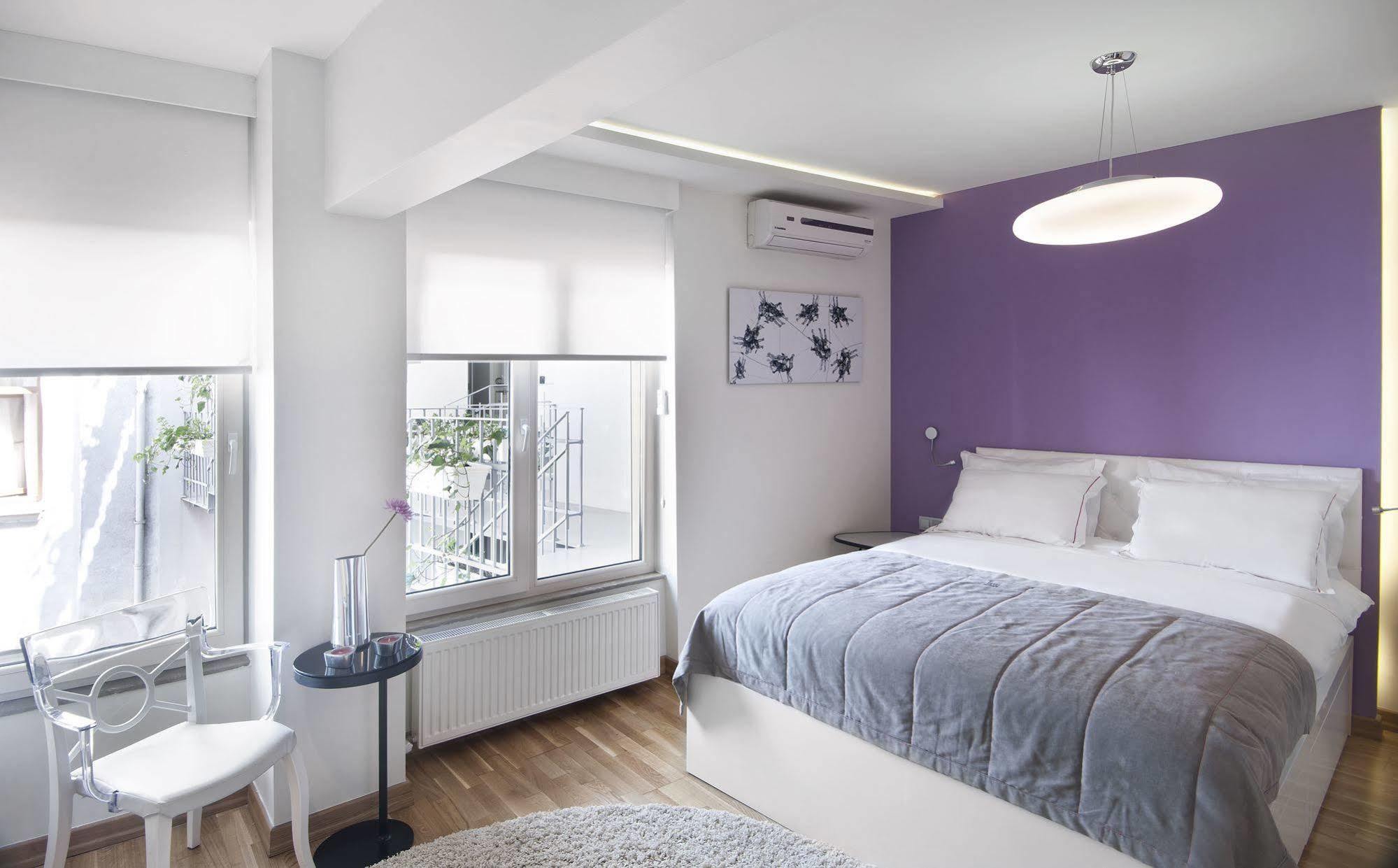Nuru Ziya Istanbul